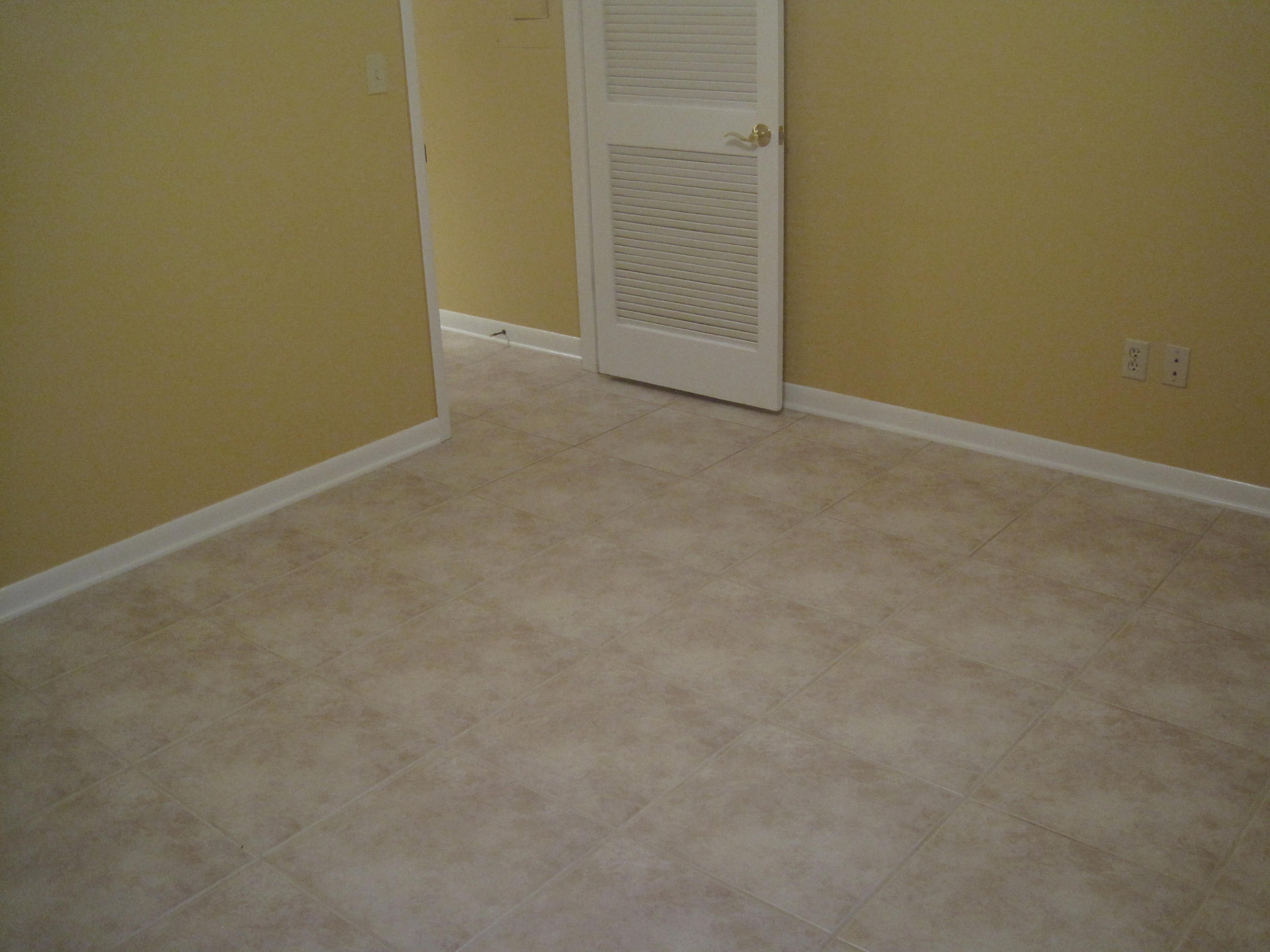 ROYAL OAK VILLAGE - Residential