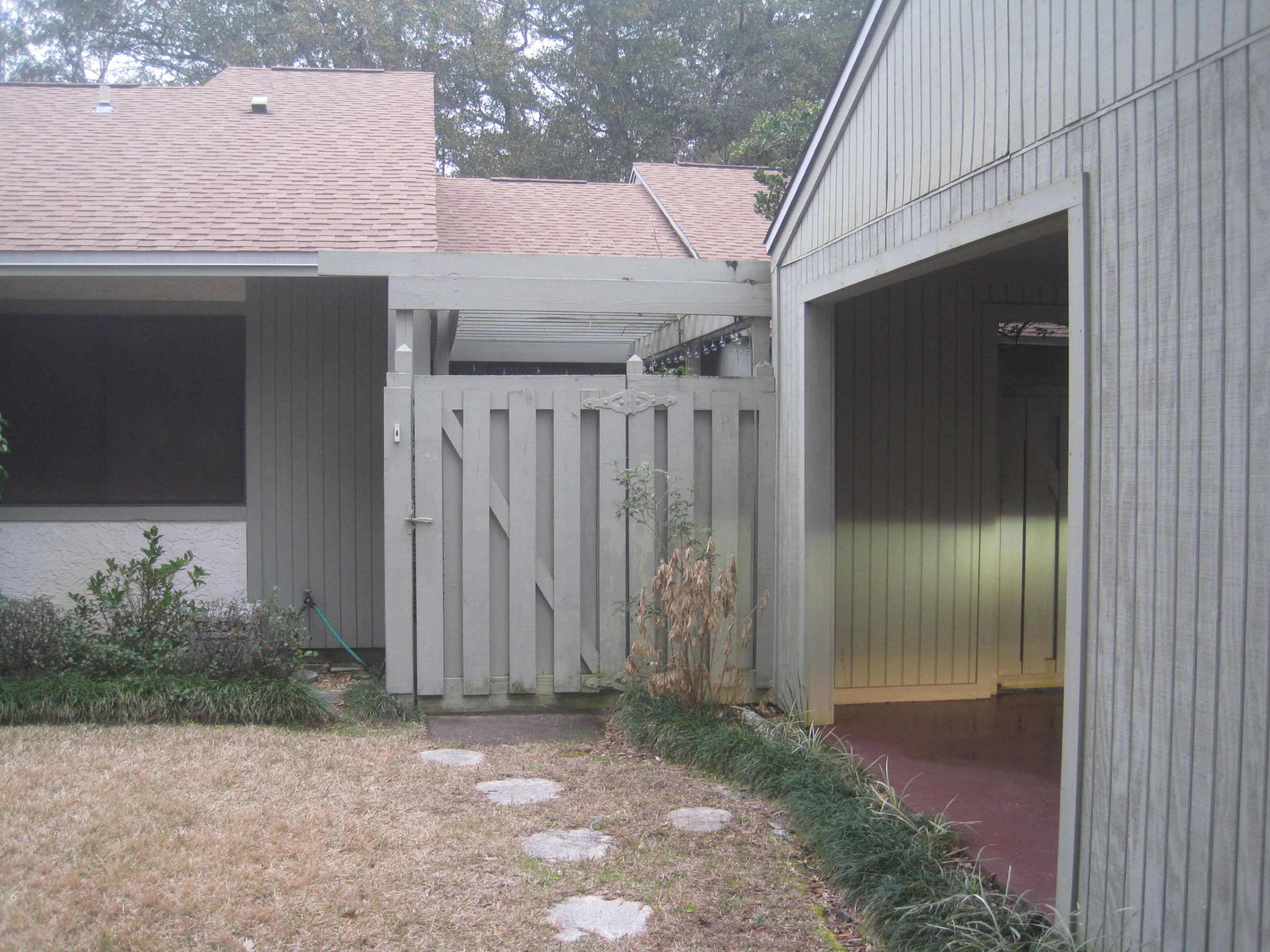 ROYAL OAK VILLAGE - Residential