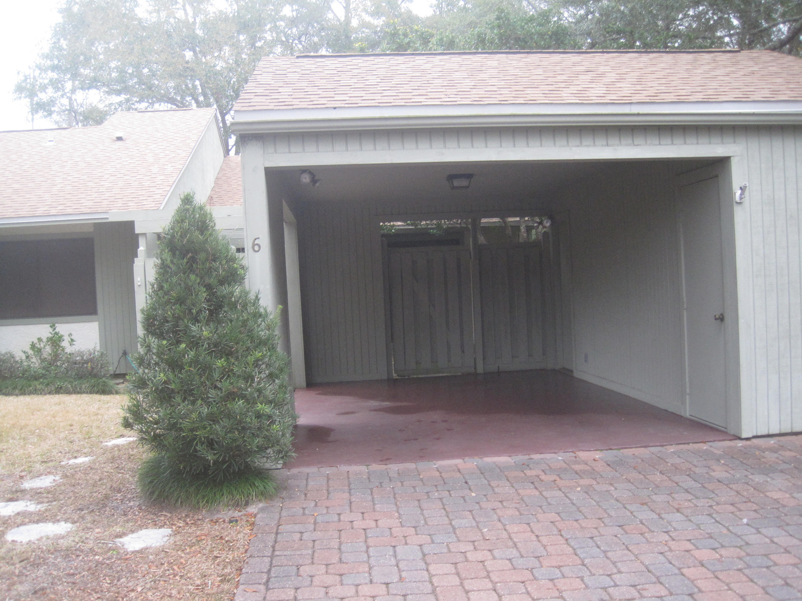 ROYAL OAK VILLAGE - Residential