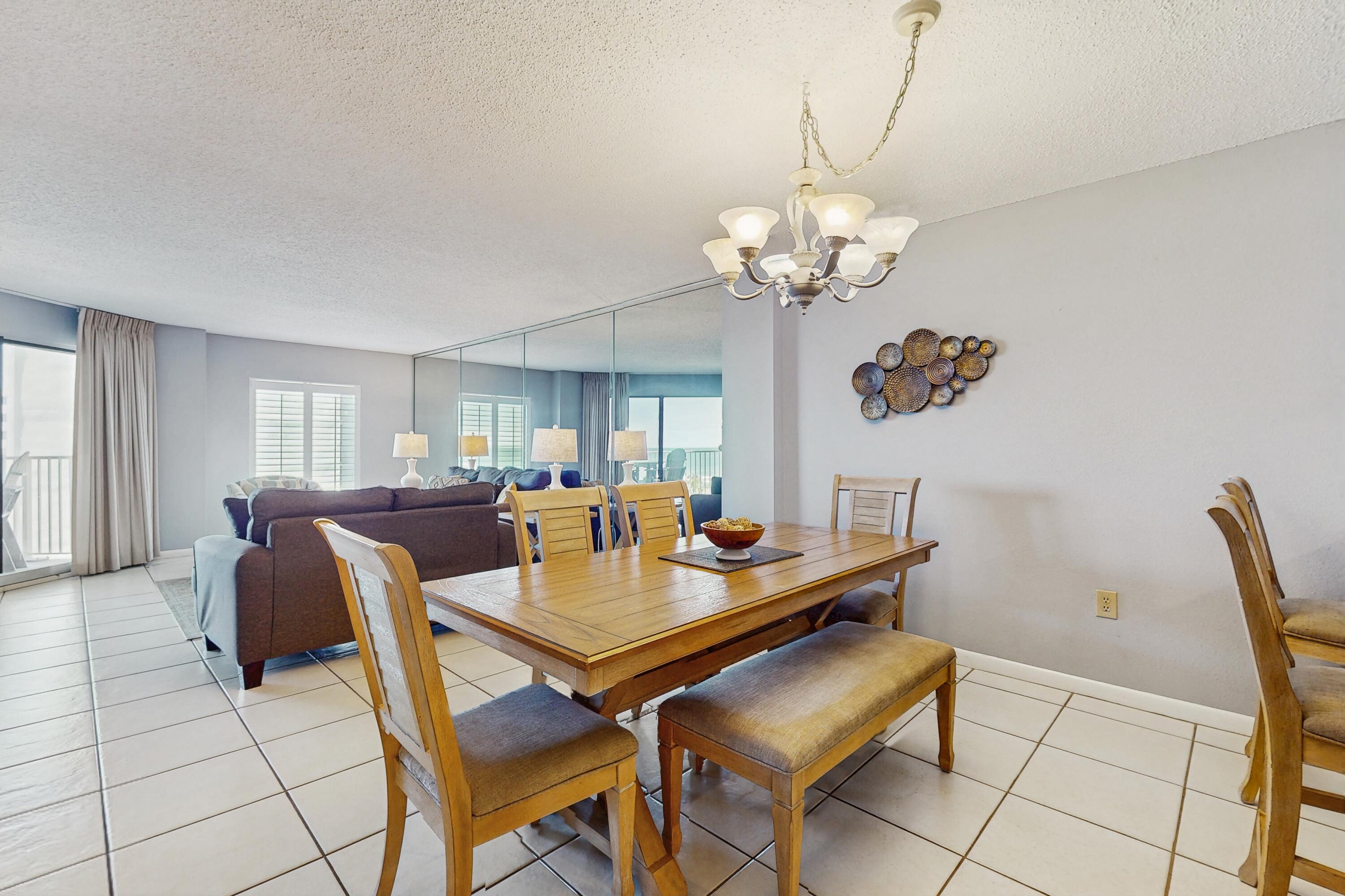 INLET REEF CLUB CONDO - Residential