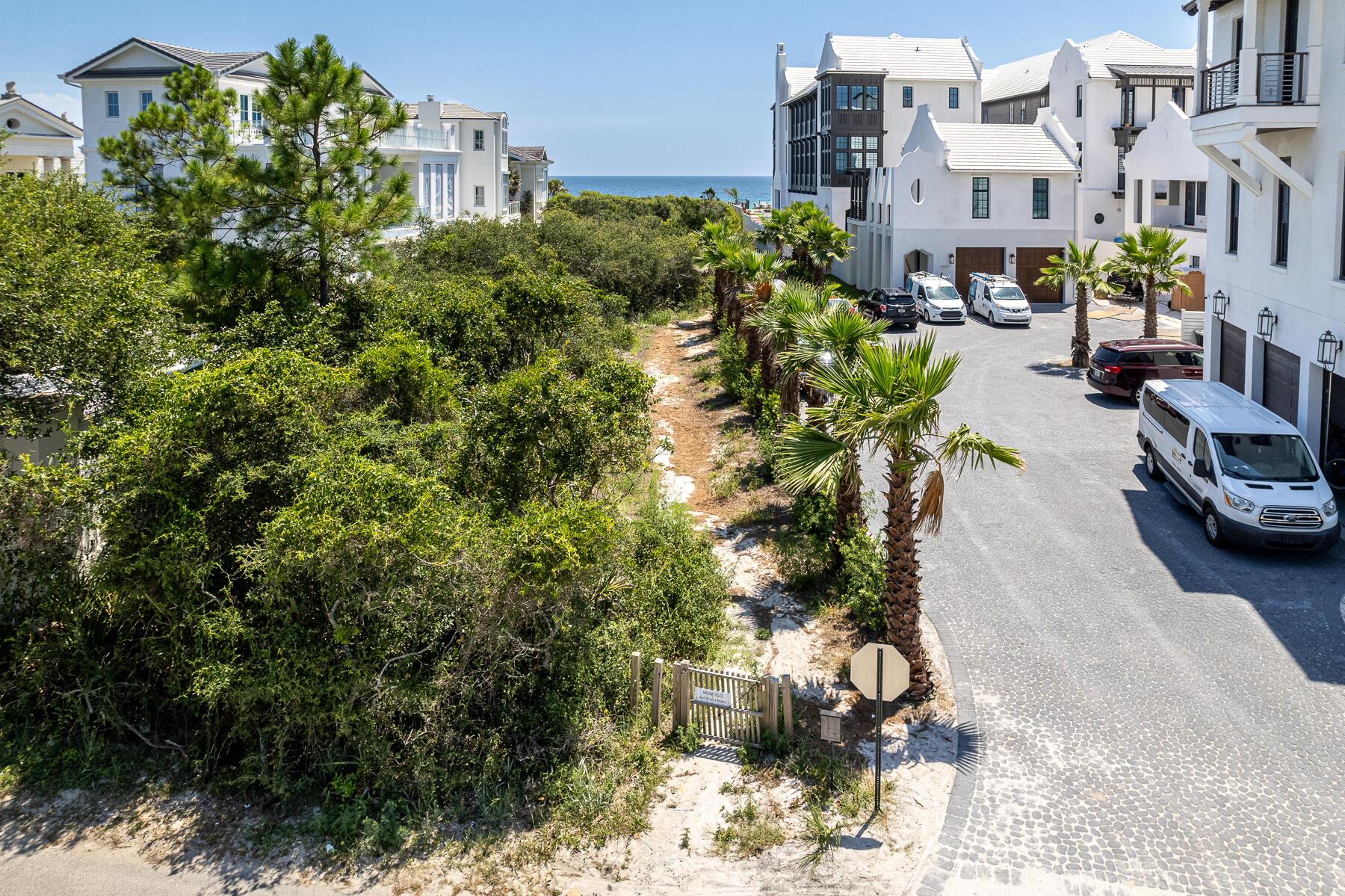 GULF SHORE MANOR - Residential