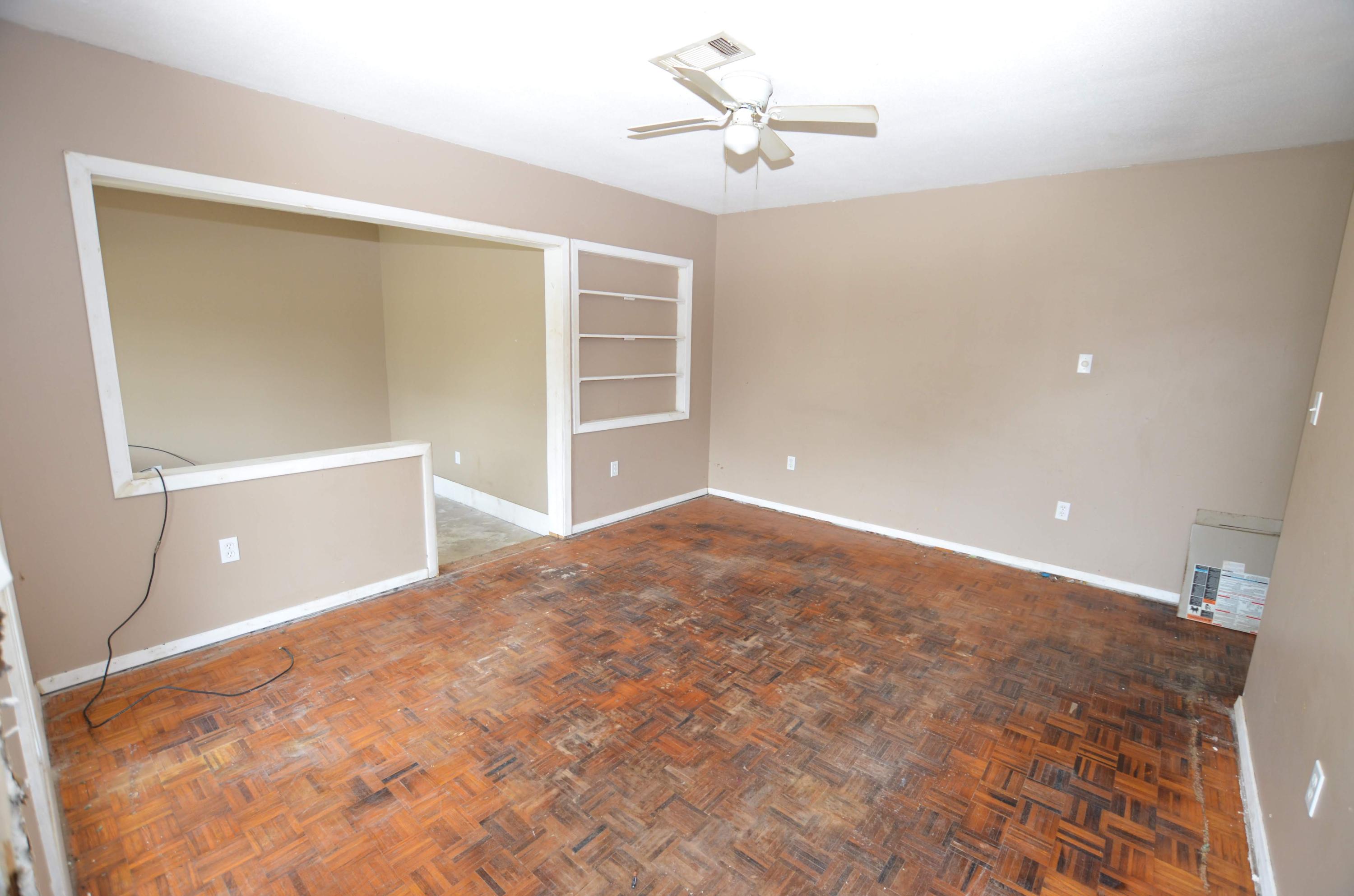 OAKLAND HEIGHTS - Residential