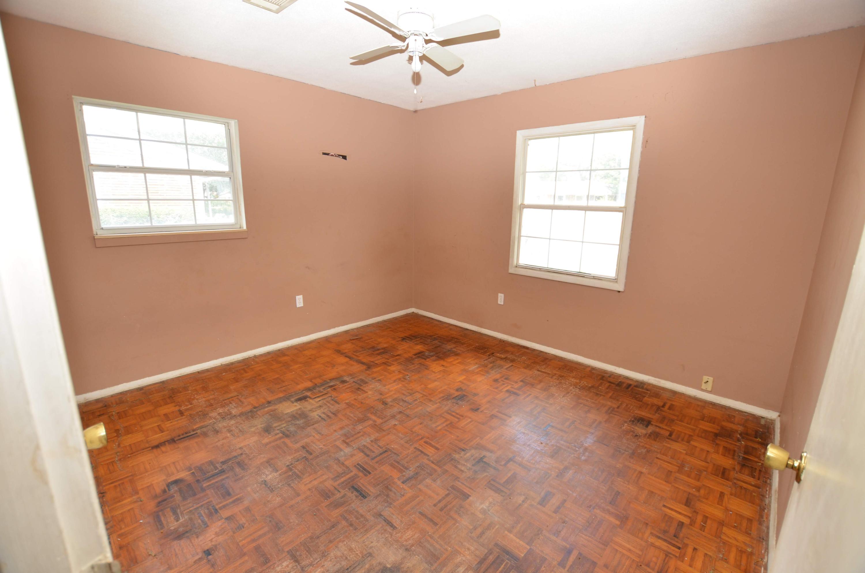 OAKLAND HEIGHTS - Residential