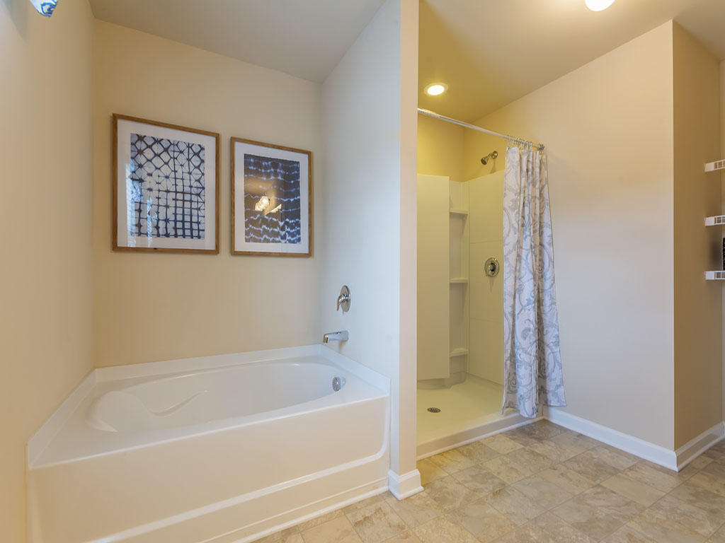 HAMMOCK BAY - MILL COTTAGES - Residential