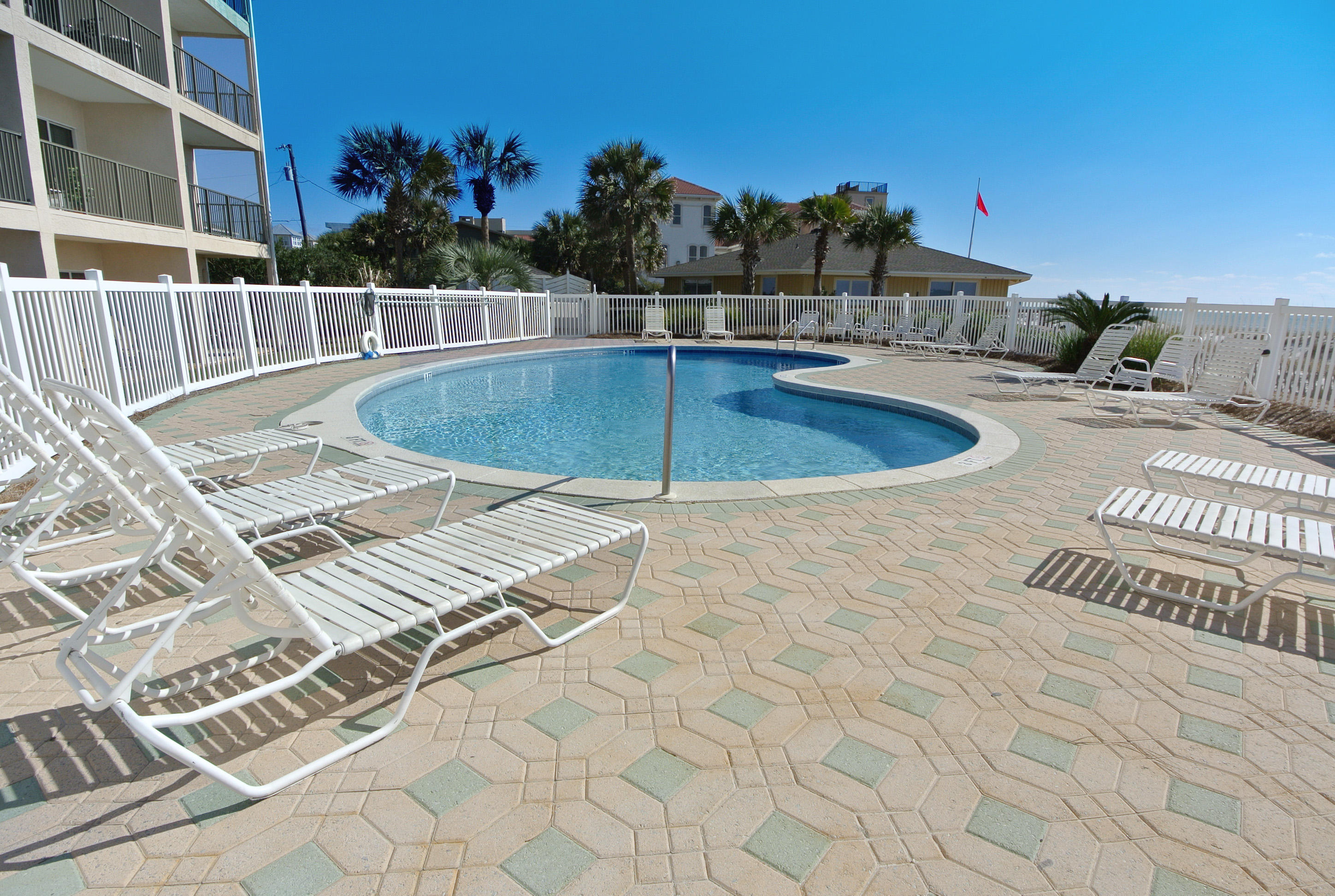 WINDANCER CONDO - Residential