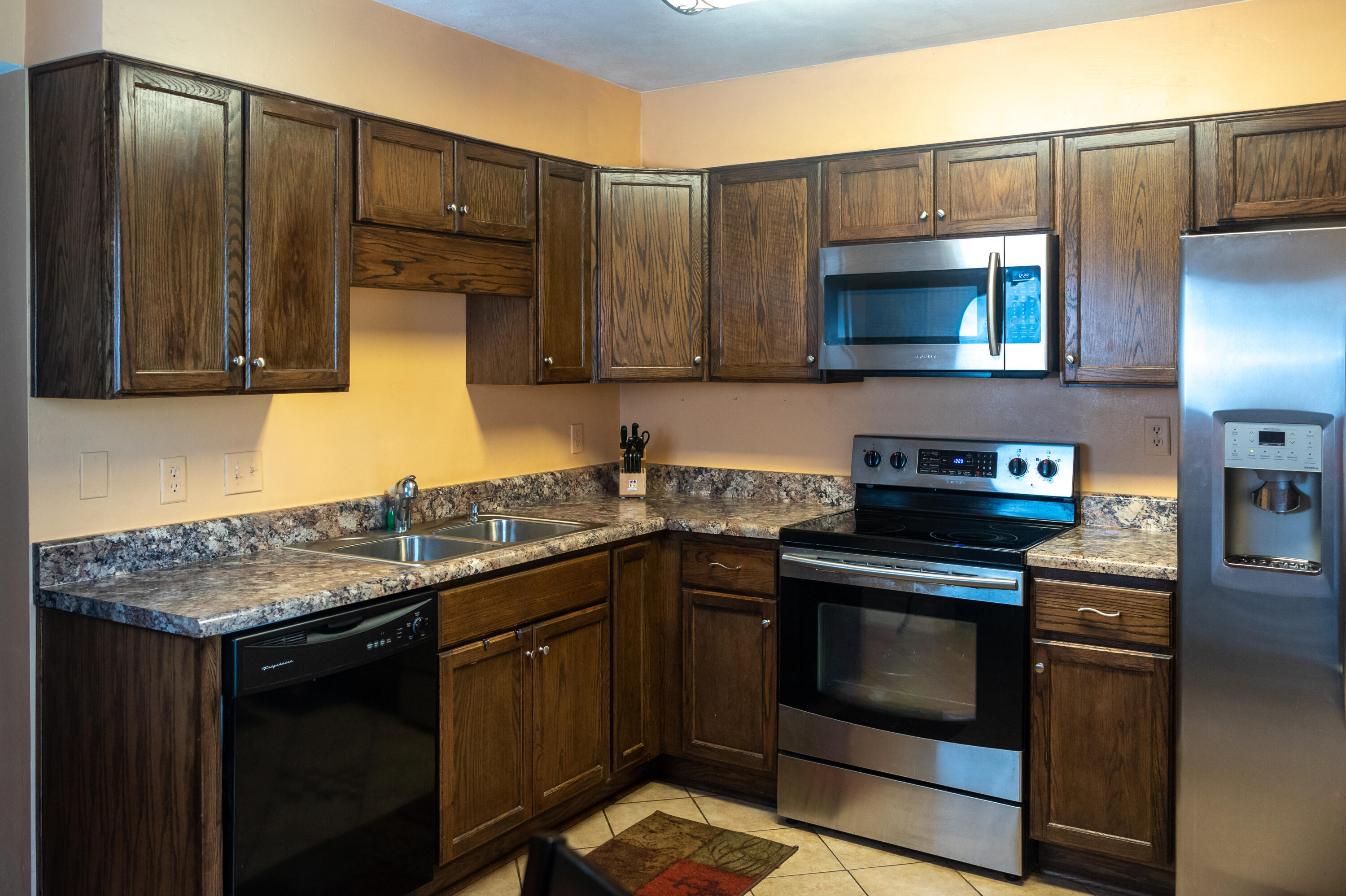 BROWNSVILLE STATION 111 - Residential