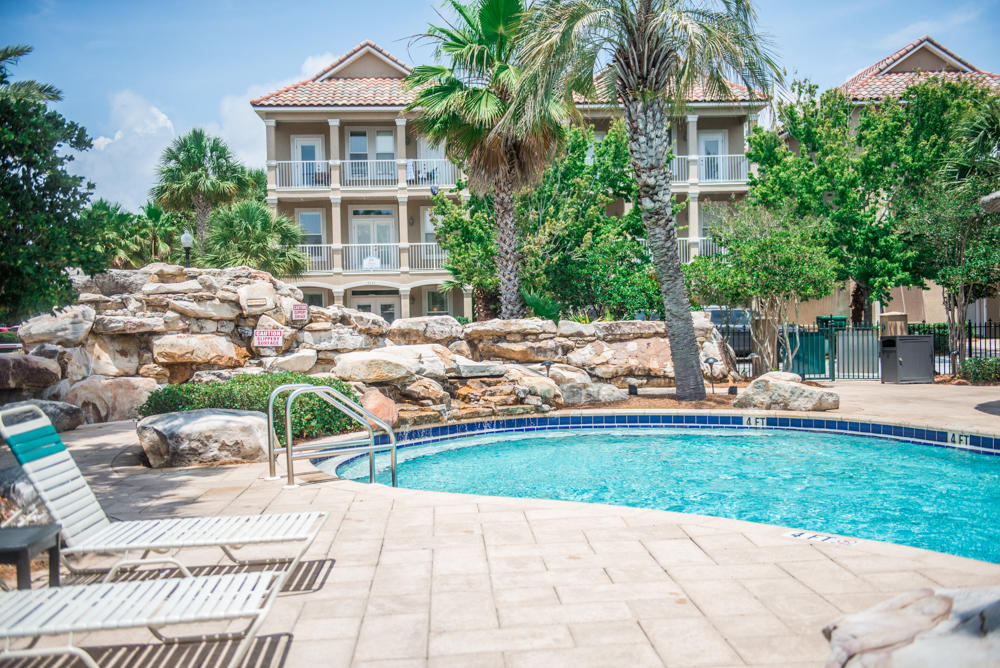 VILLAGES OF CRYSTAL BEACH - Residential