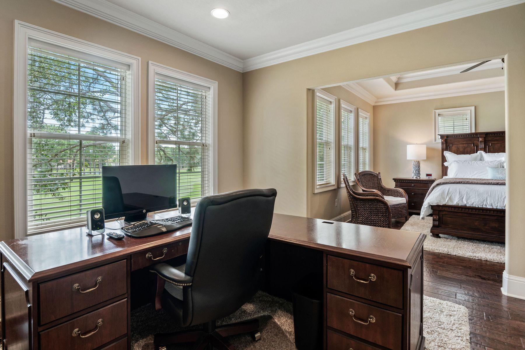 VILLA LAGO - Residential