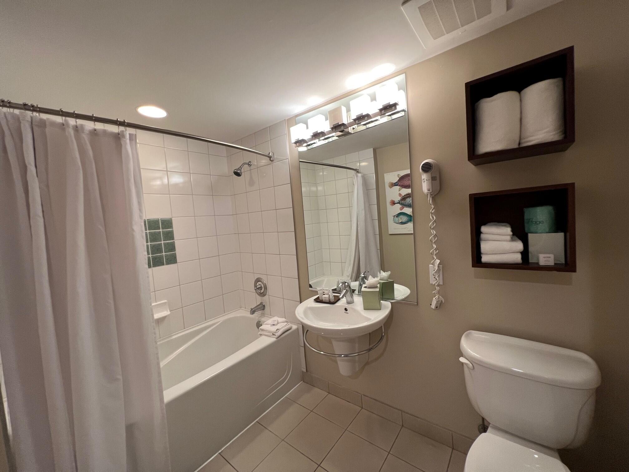 BAHIA CONDO - Residential Lease