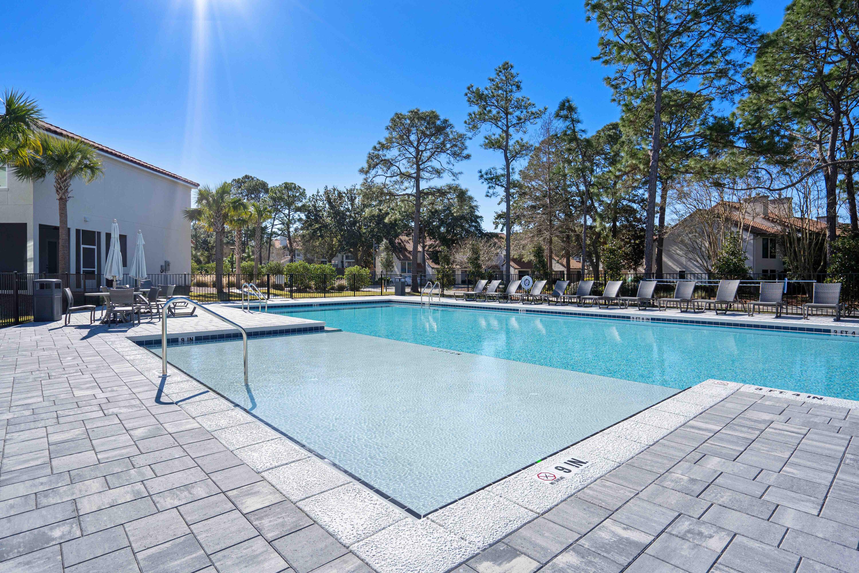 Grand Villas at Tops'l Beach Club - Residential