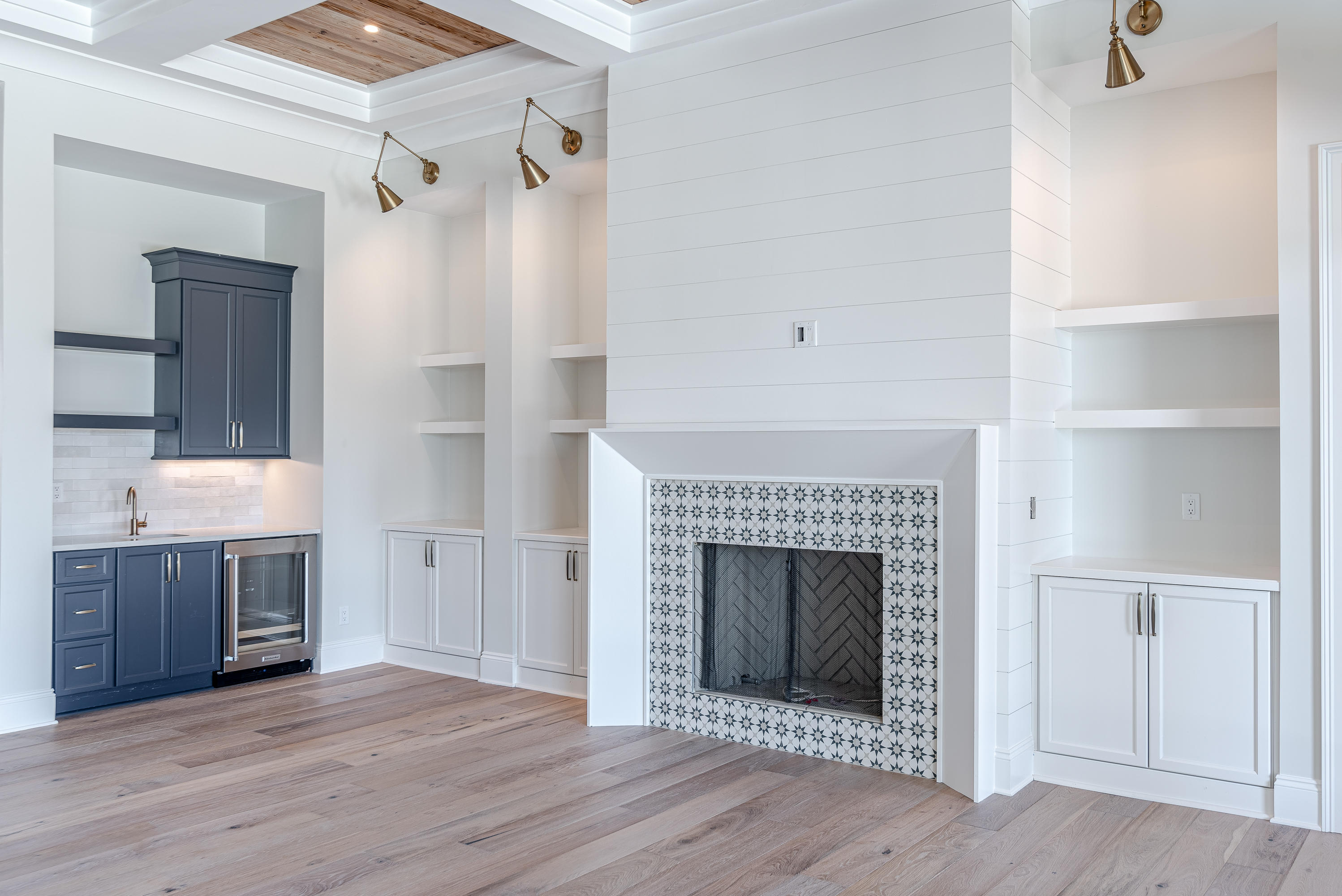 TIVOLI RIDGE - Residential