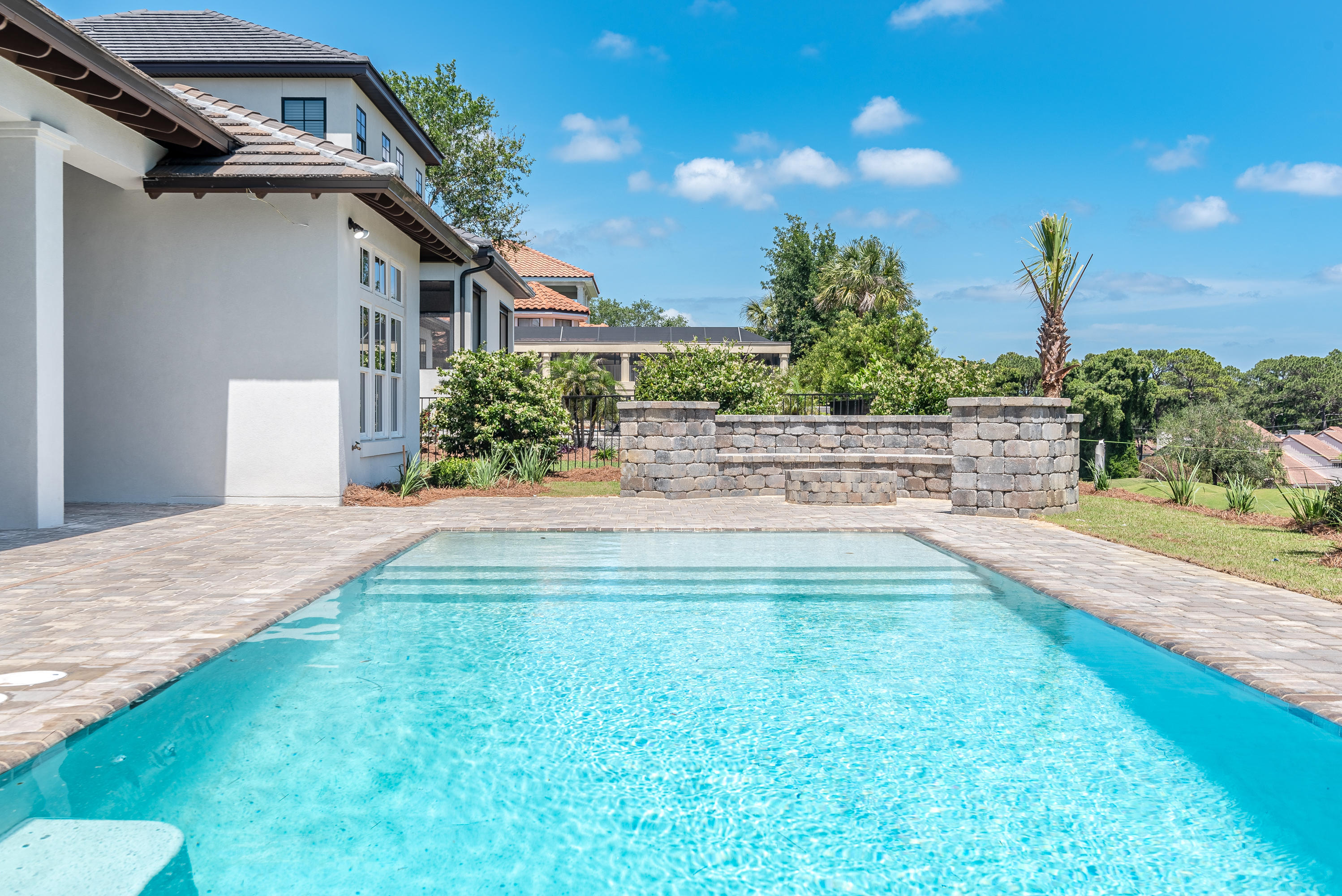 TIVOLI RIDGE - Residential