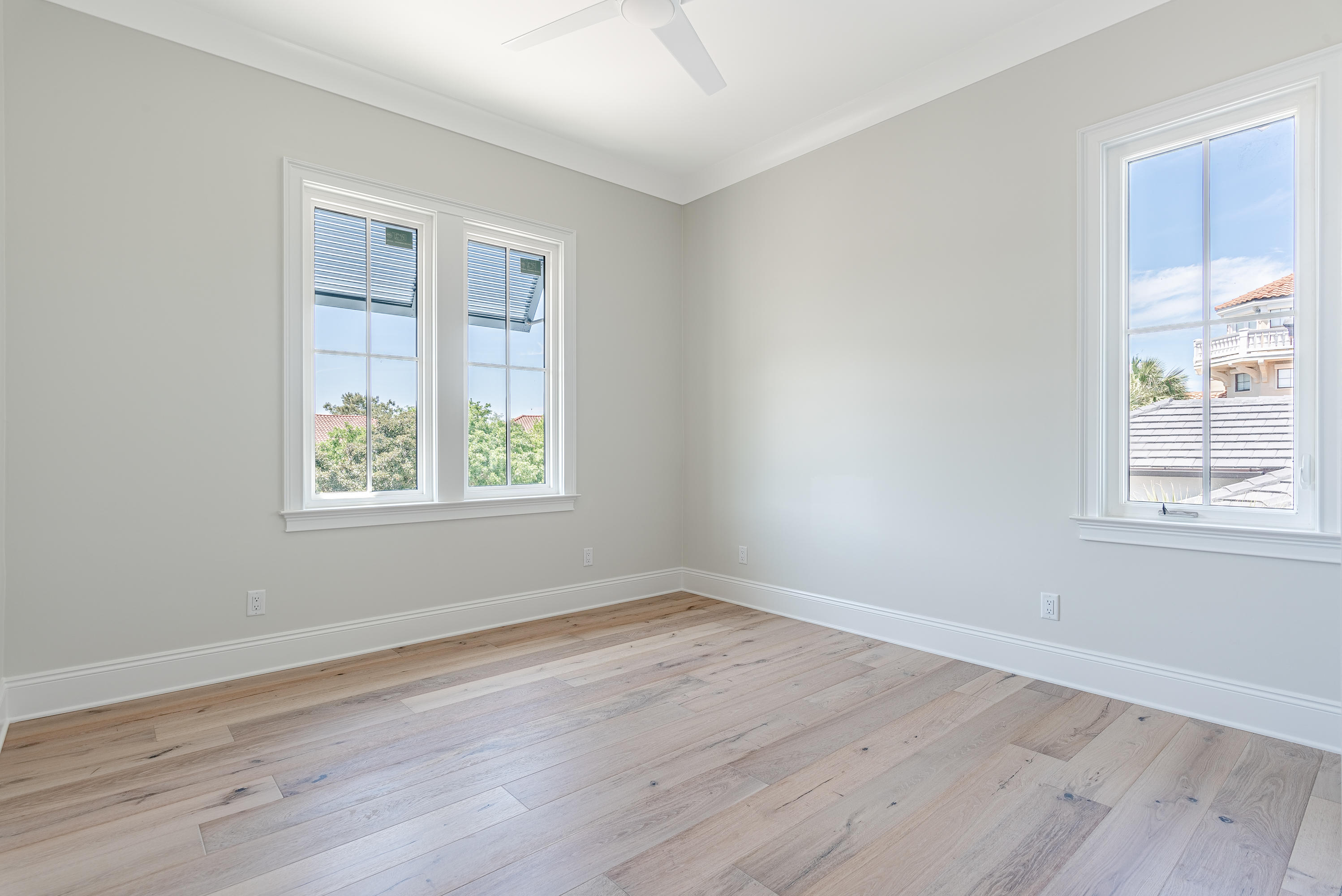 TIVOLI RIDGE - Residential
