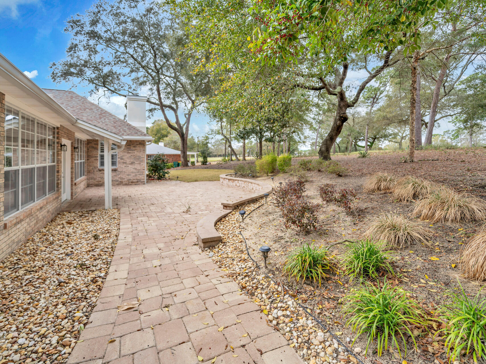 LAKE WAY VILLAS 3 - Residential