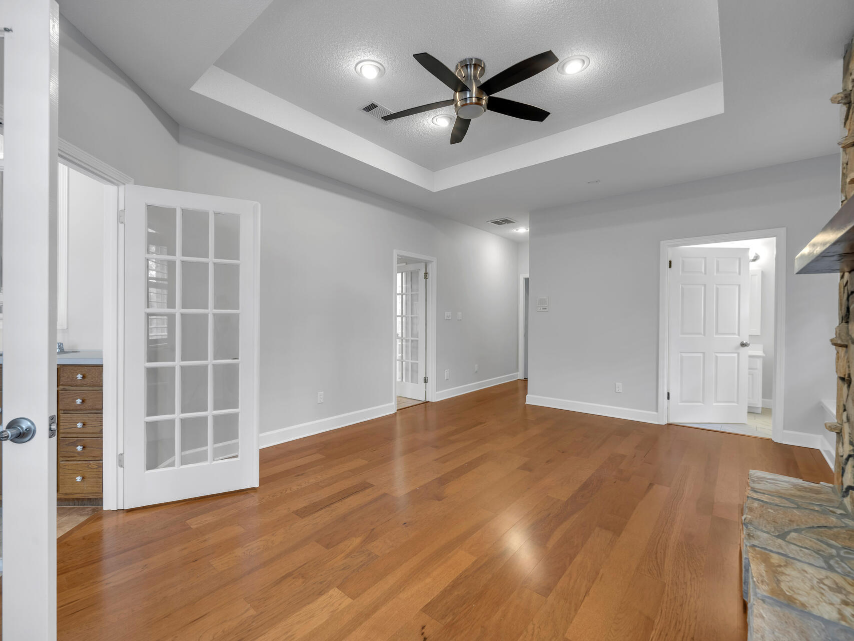 LAKE WAY VILLAS 3 - Residential