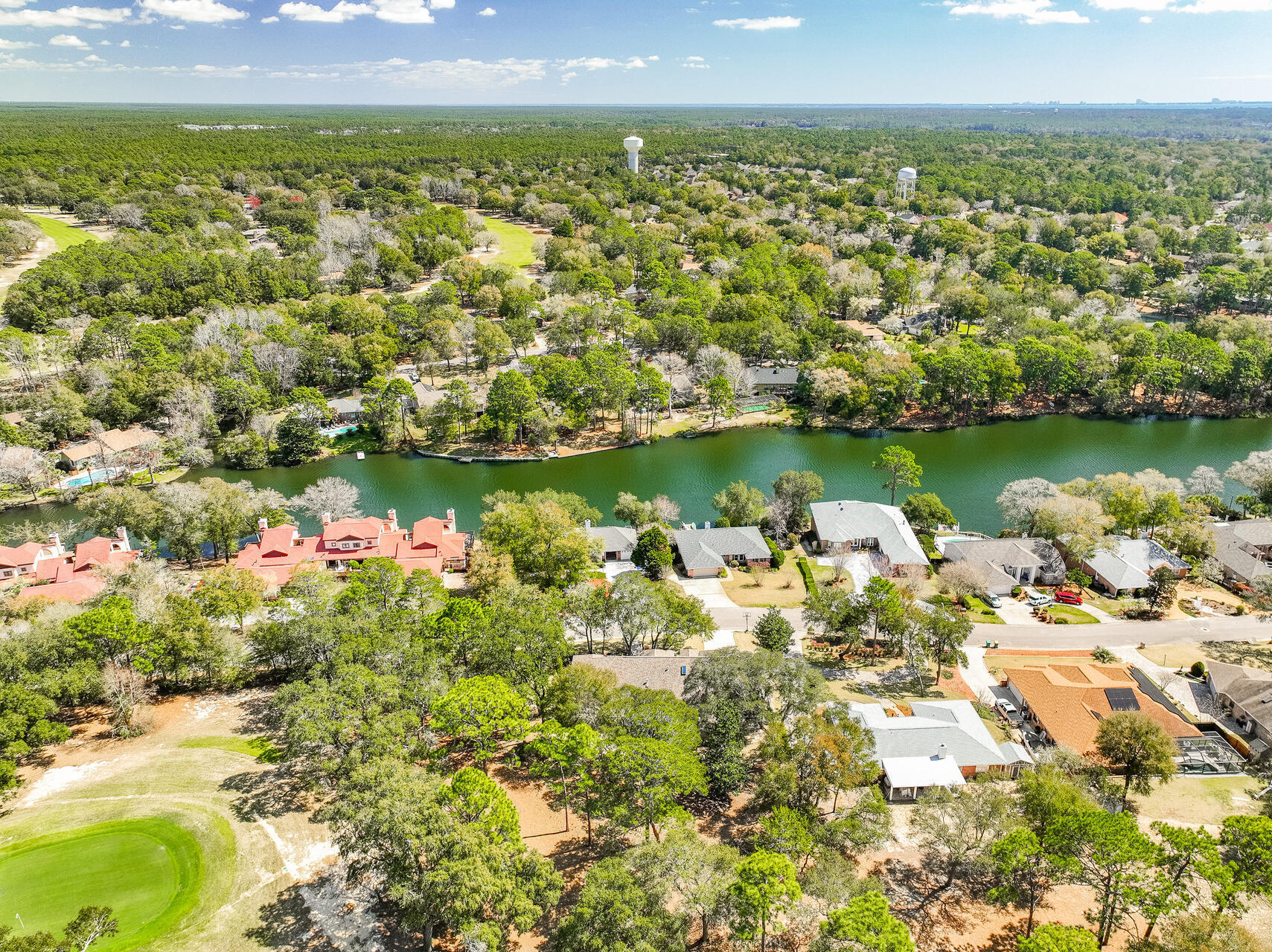 LAKE WAY VILLAS 3 - Residential
