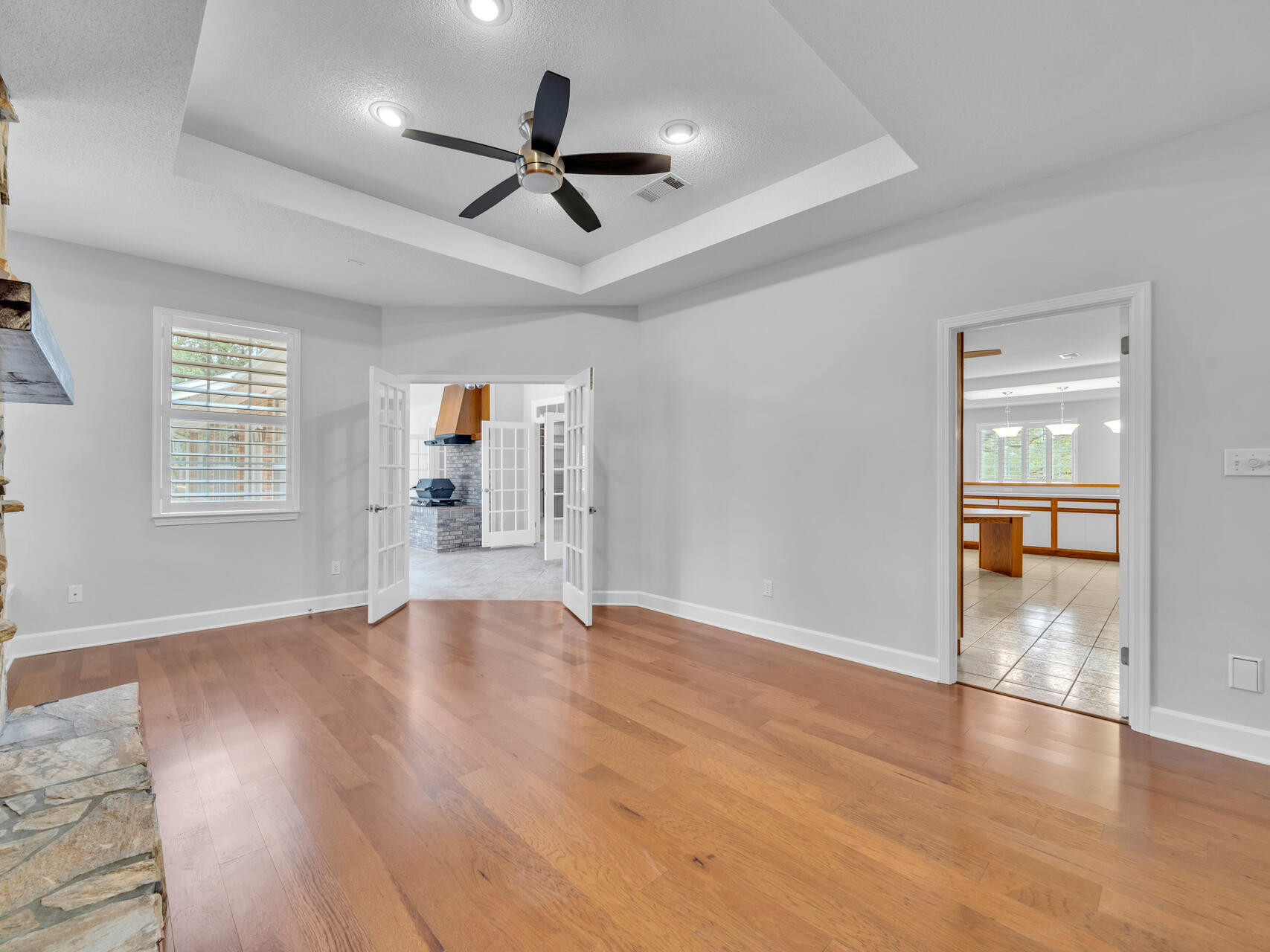 LAKE WAY VILLAS 3 - Residential