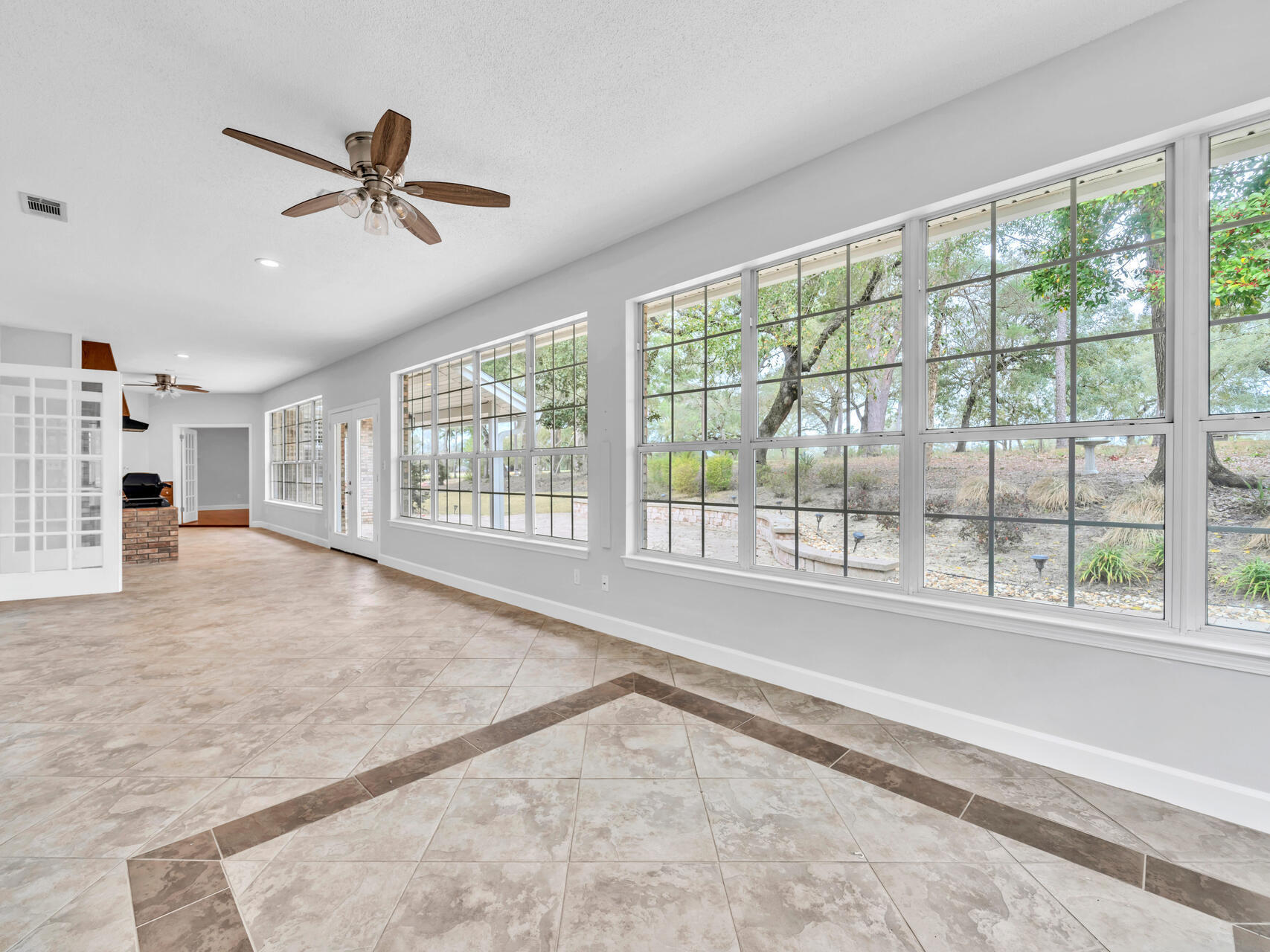 LAKE WAY VILLAS 3 - Residential