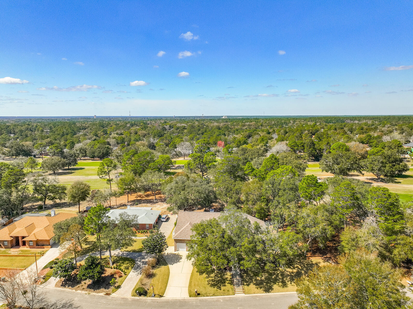 LAKE WAY VILLAS 3 - Residential
