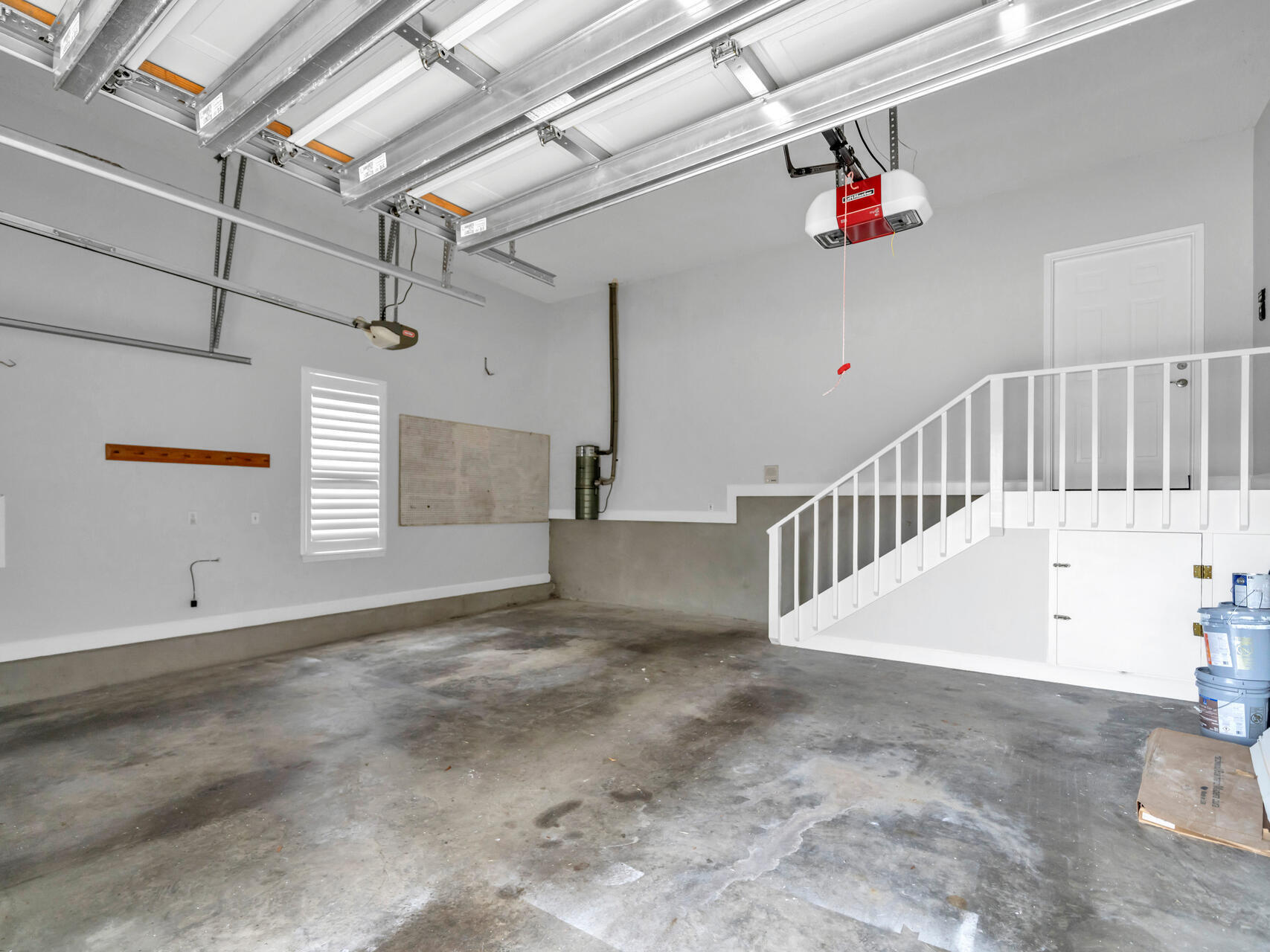 LAKE WAY VILLAS 3 - Residential