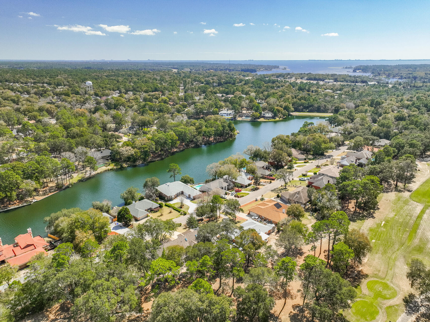 LAKE WAY VILLAS 3 - Residential