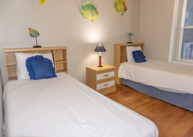 BEACHSIDE VILLAS CONDO - Residential