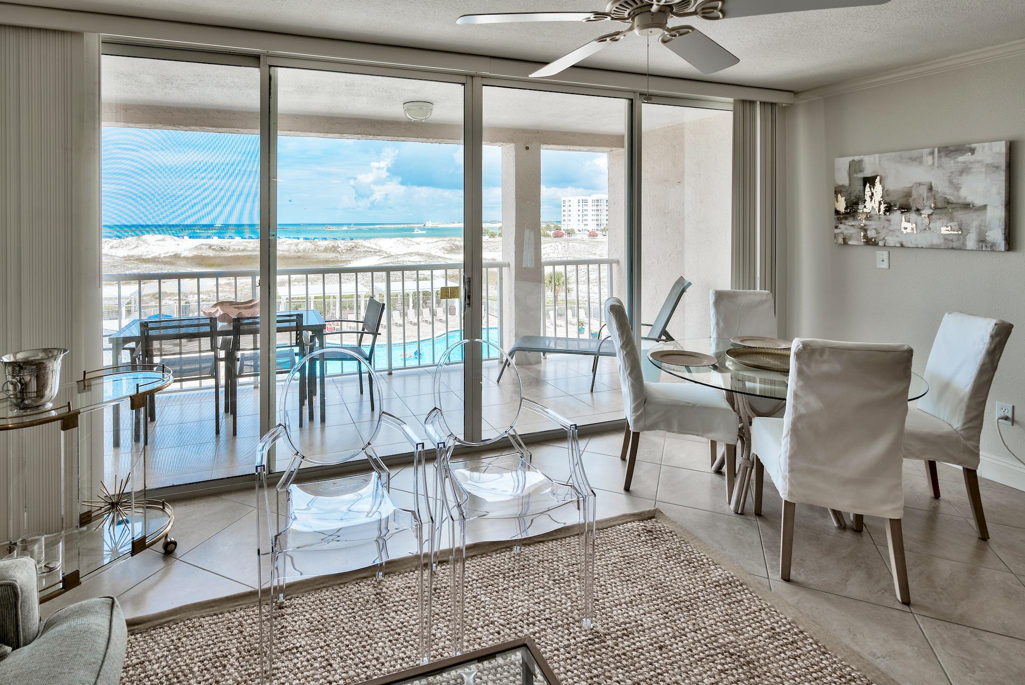 MAGNOLIA HOUSE - Residential