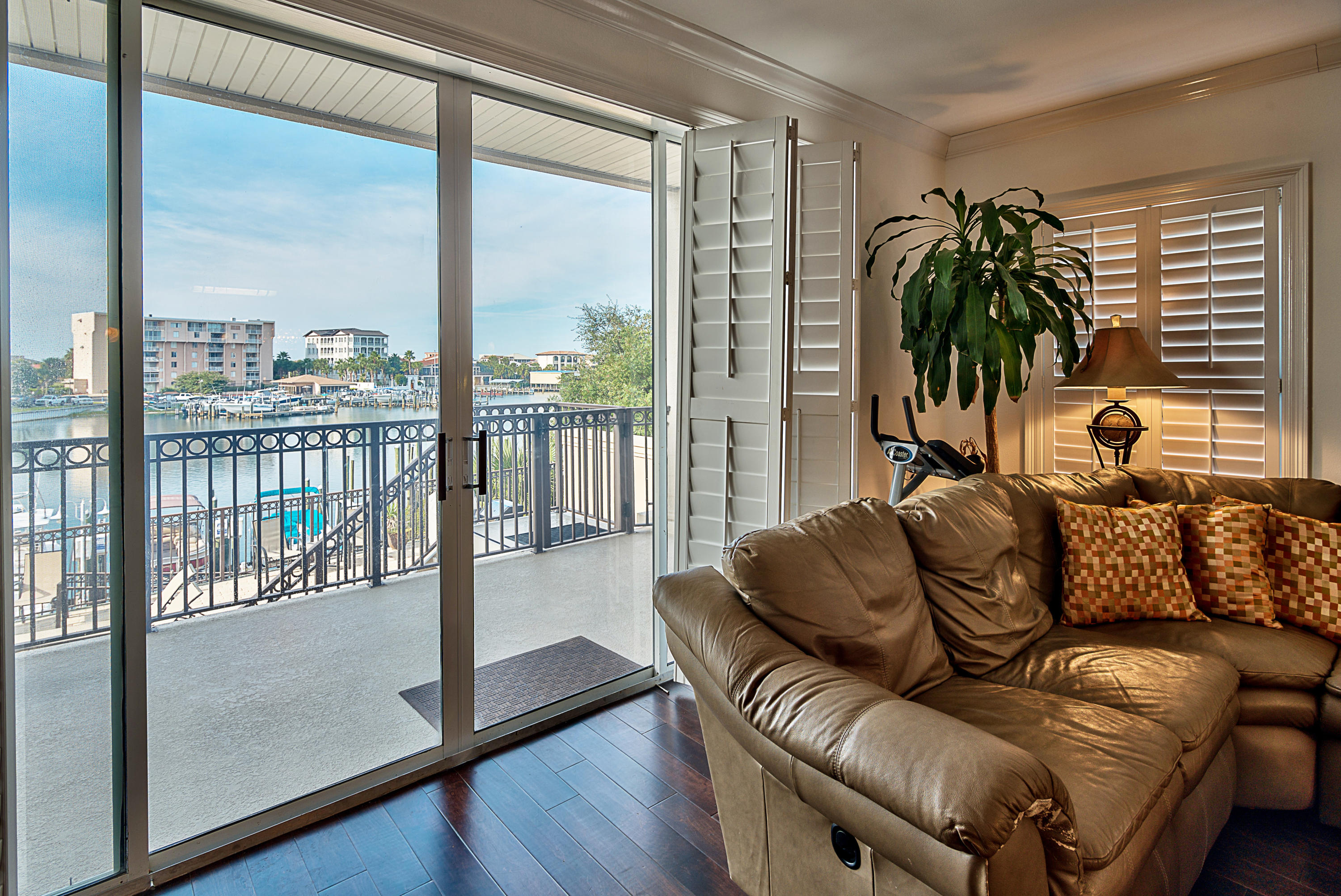 HARBOR PLANTATION - Residential