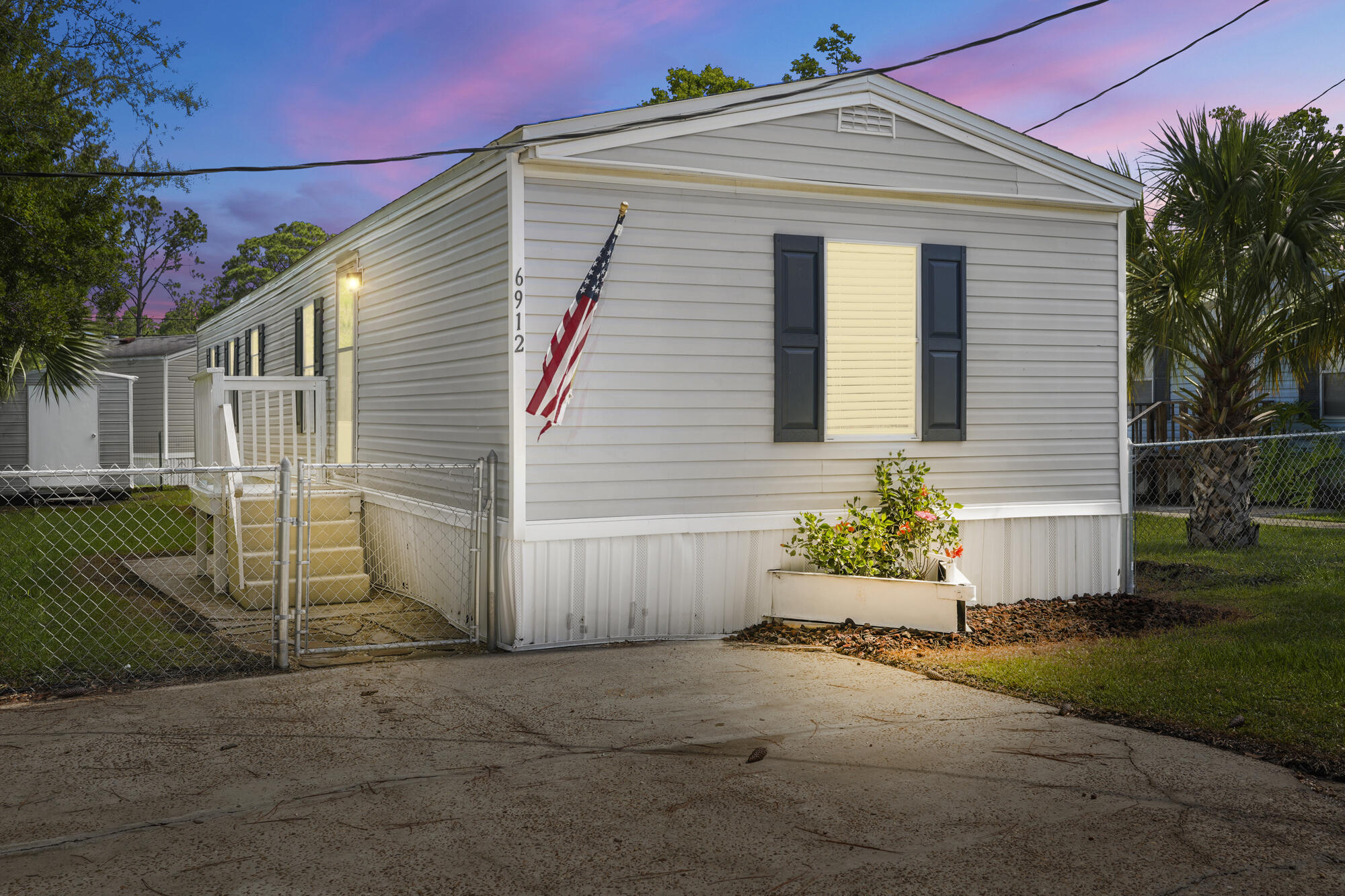 BAYSIDE PARK UNIT 1 - Residential