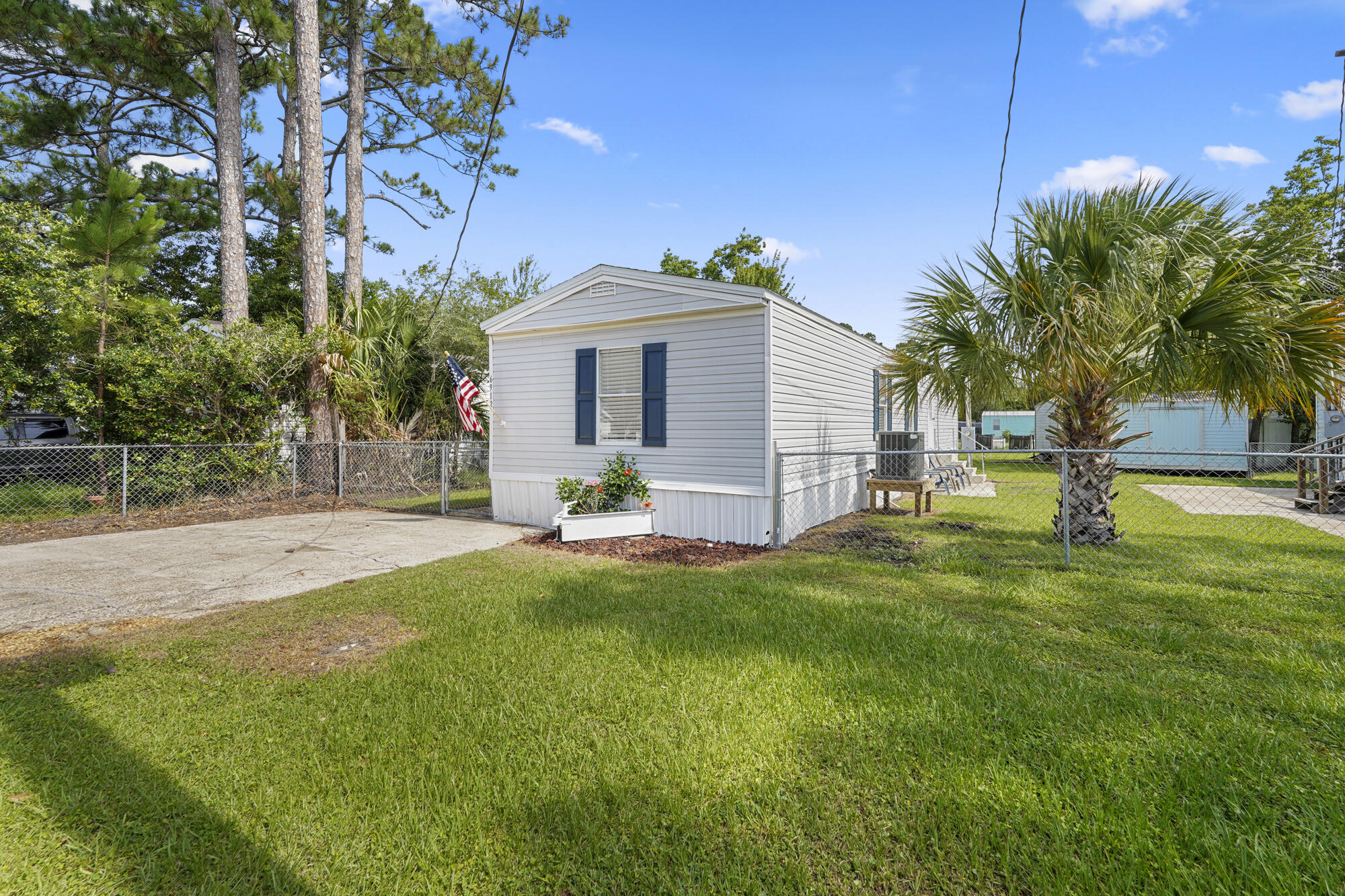 BAYSIDE PARK UNIT 1 - Residential