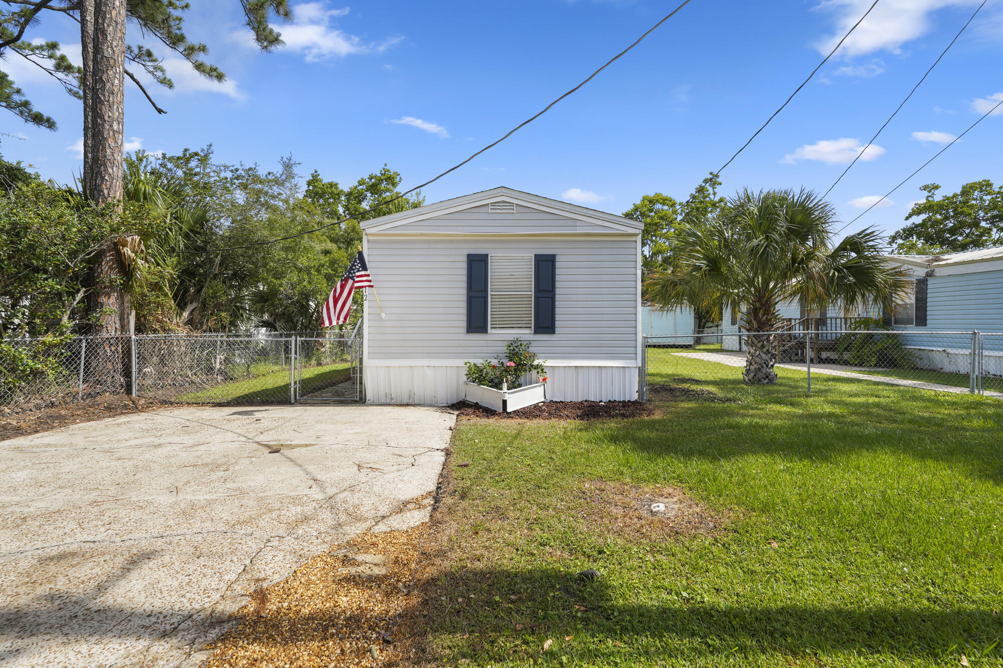 BAYSIDE PARK UNIT 1 - Residential