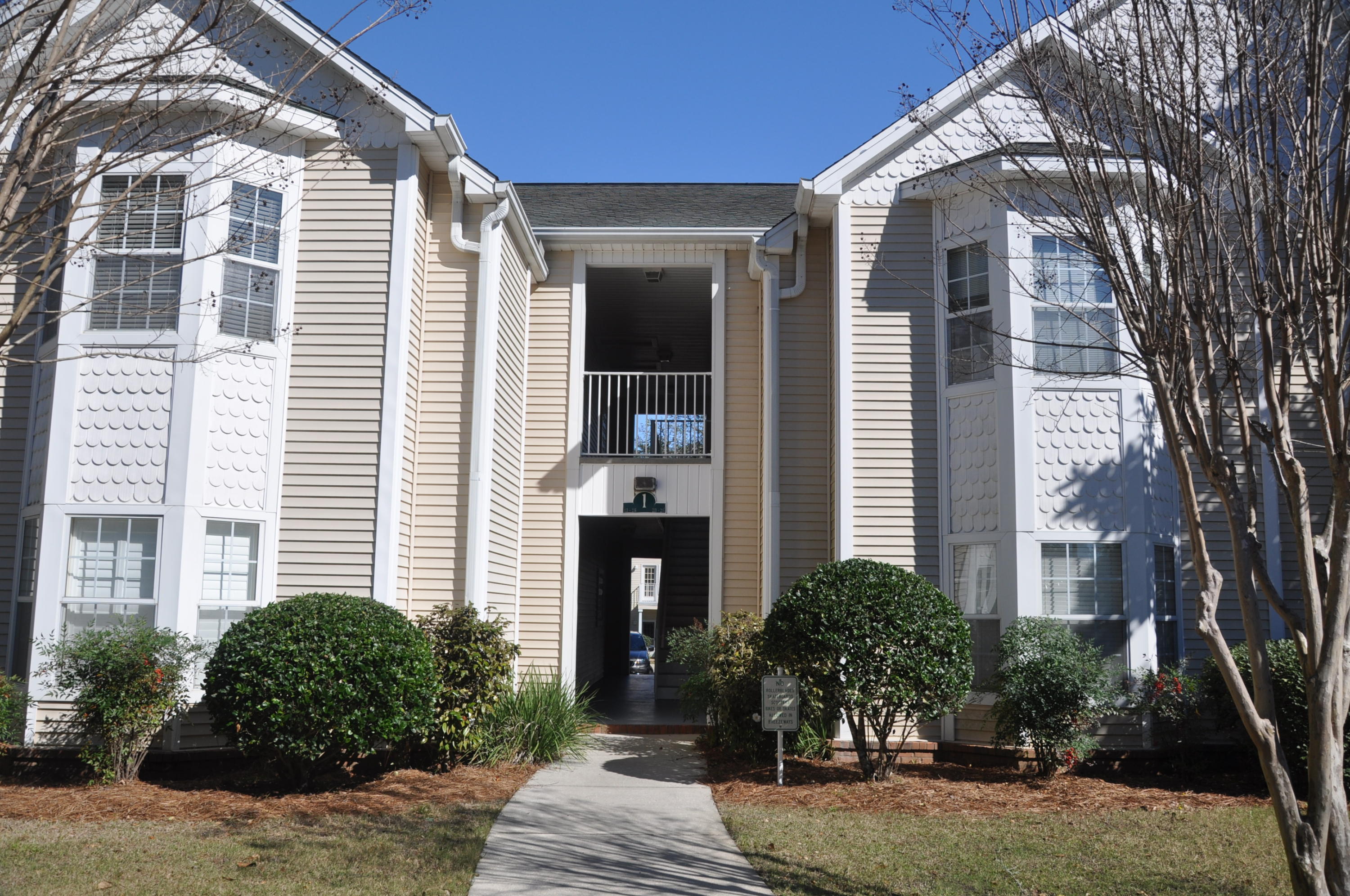 The Oaks at Niceville, condo Unit 114,  Building #1 - Residential