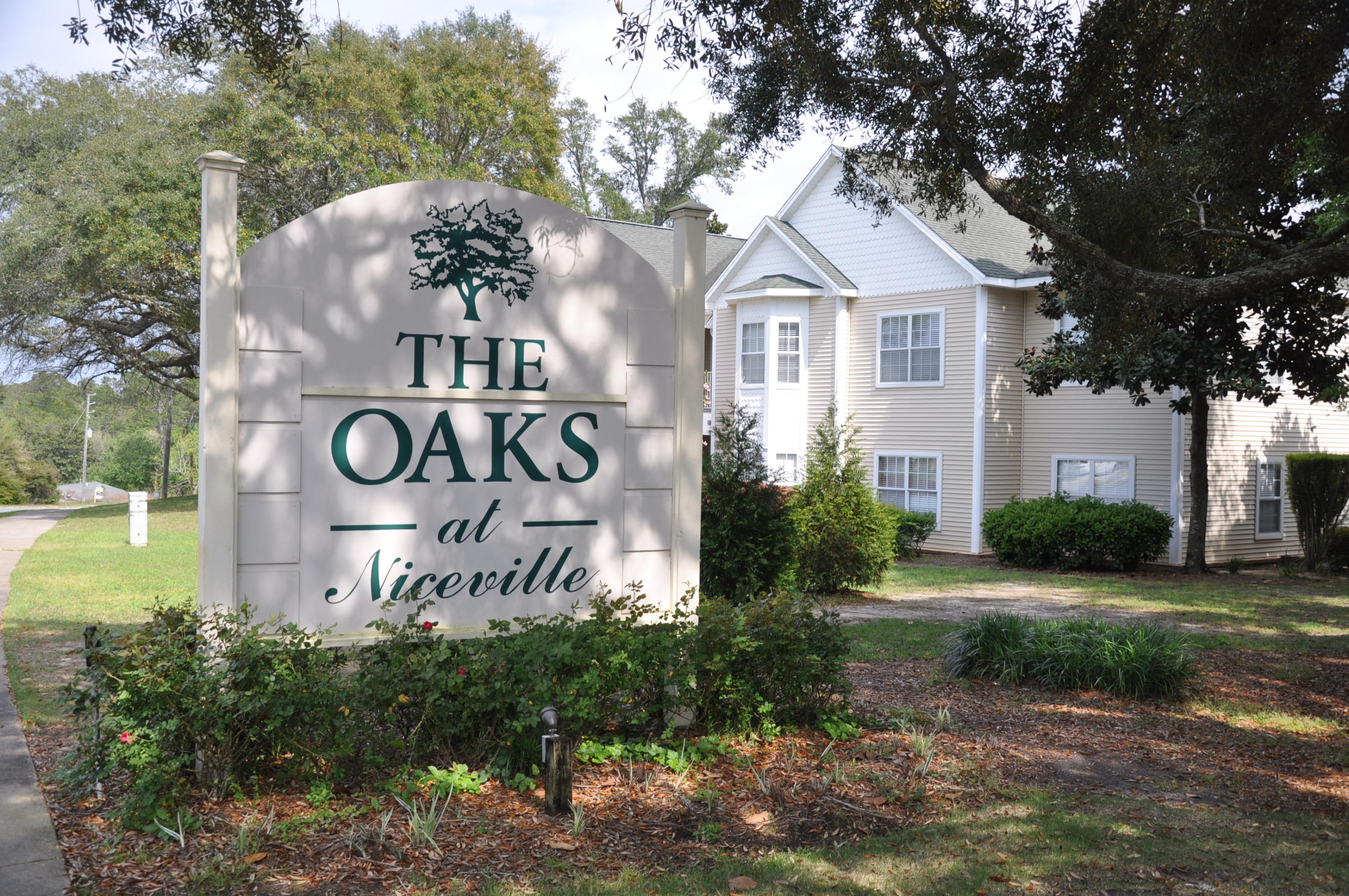 The Oaks at Niceville, condo Unit 114,  Building #1 - Residential