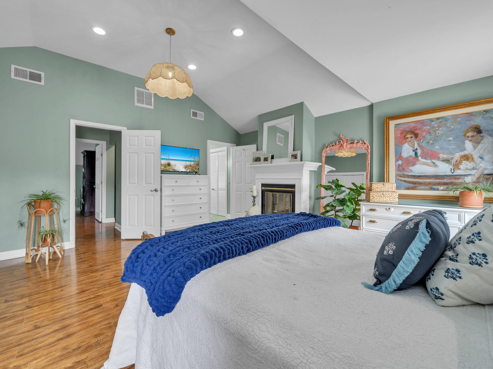 SHORTLINE ESTATES THE COTTAGES OF - Residential