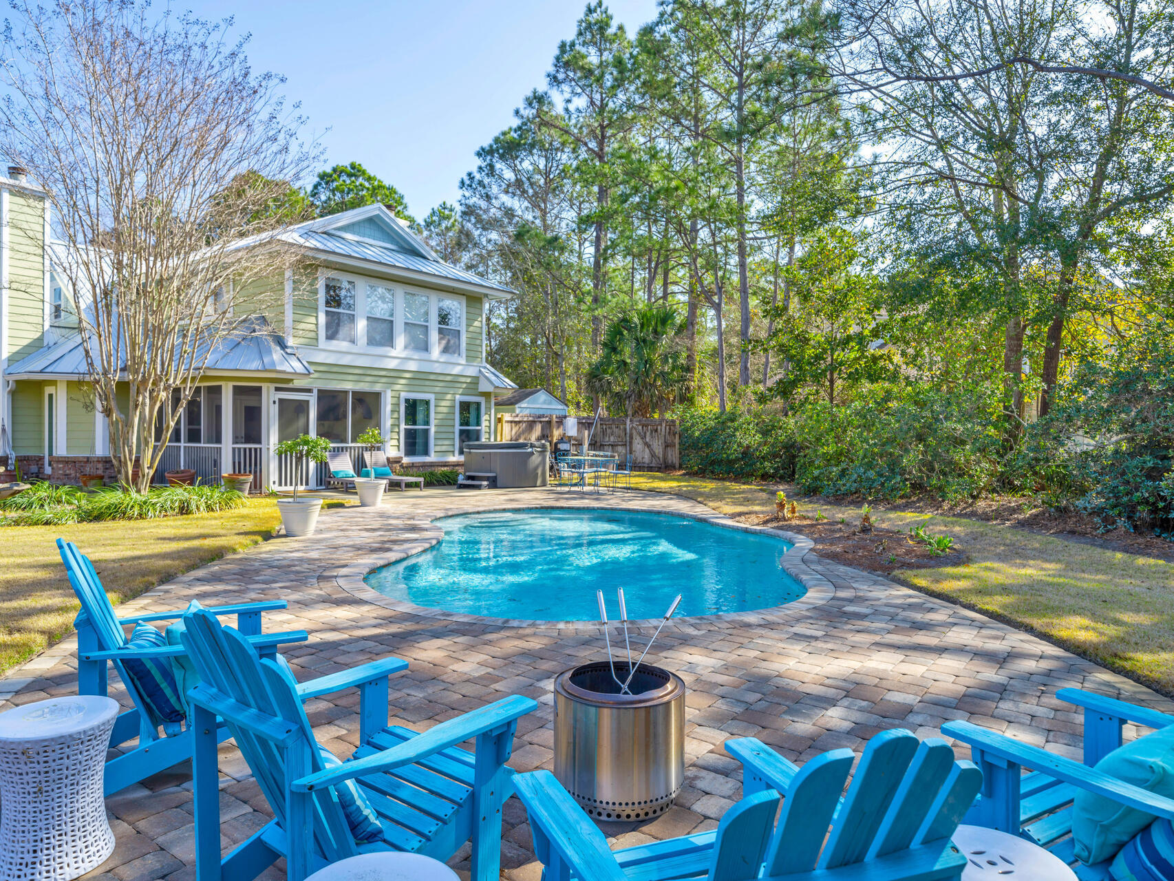 SHORTLINE ESTATES THE COTTAGES OF - Residential