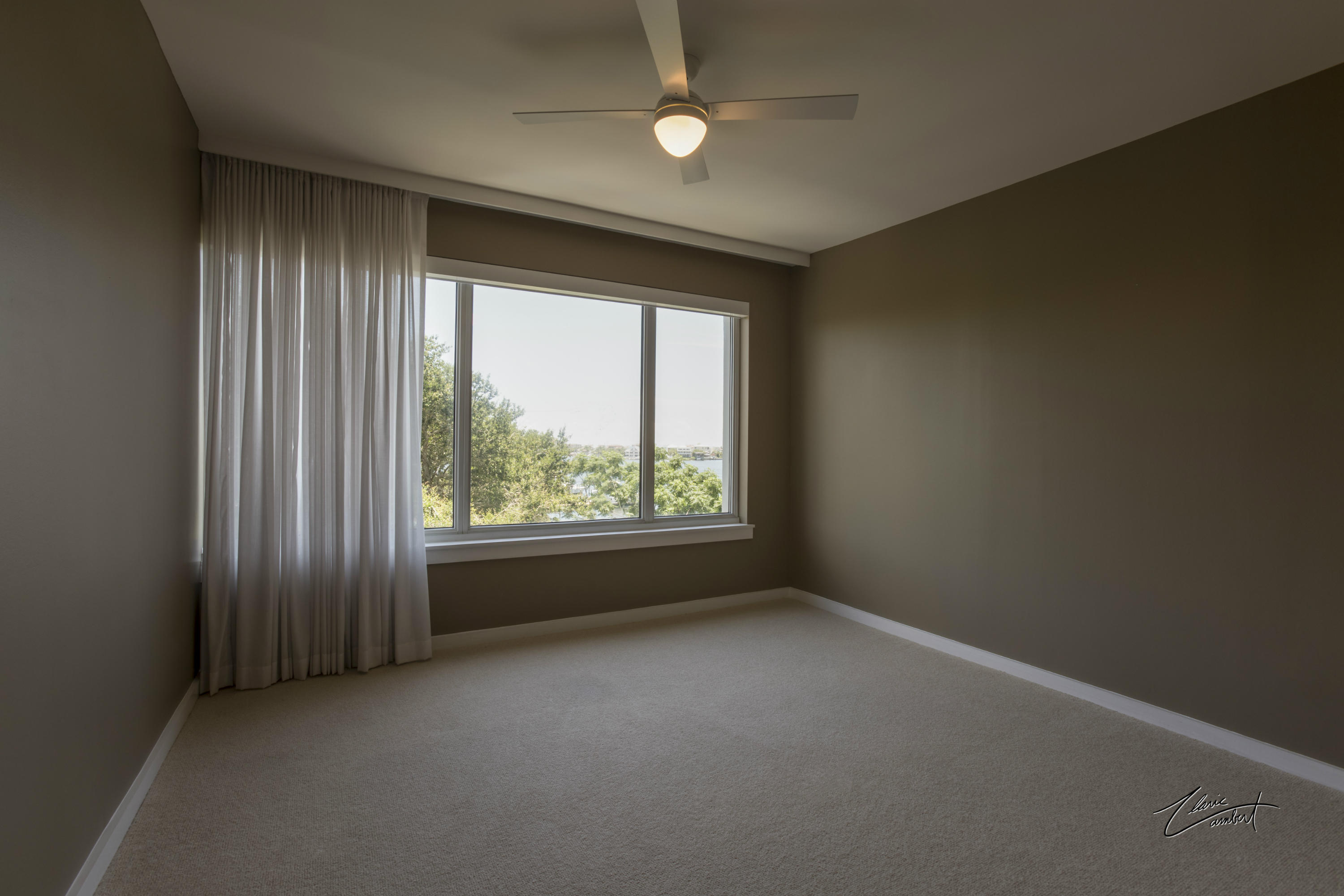 DESTIN YACHT CLUB - Residential