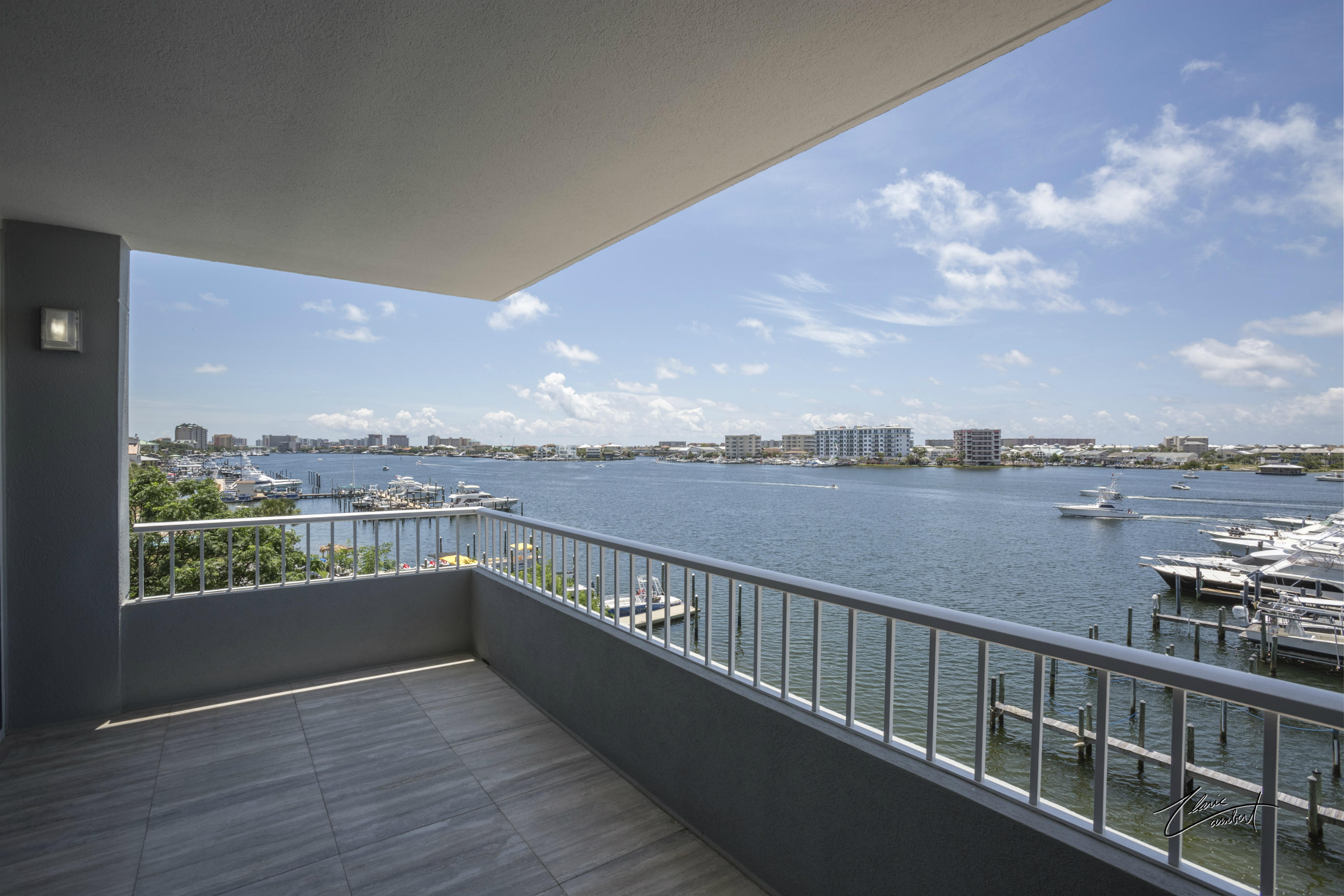 DESTIN YACHT CLUB - Residential