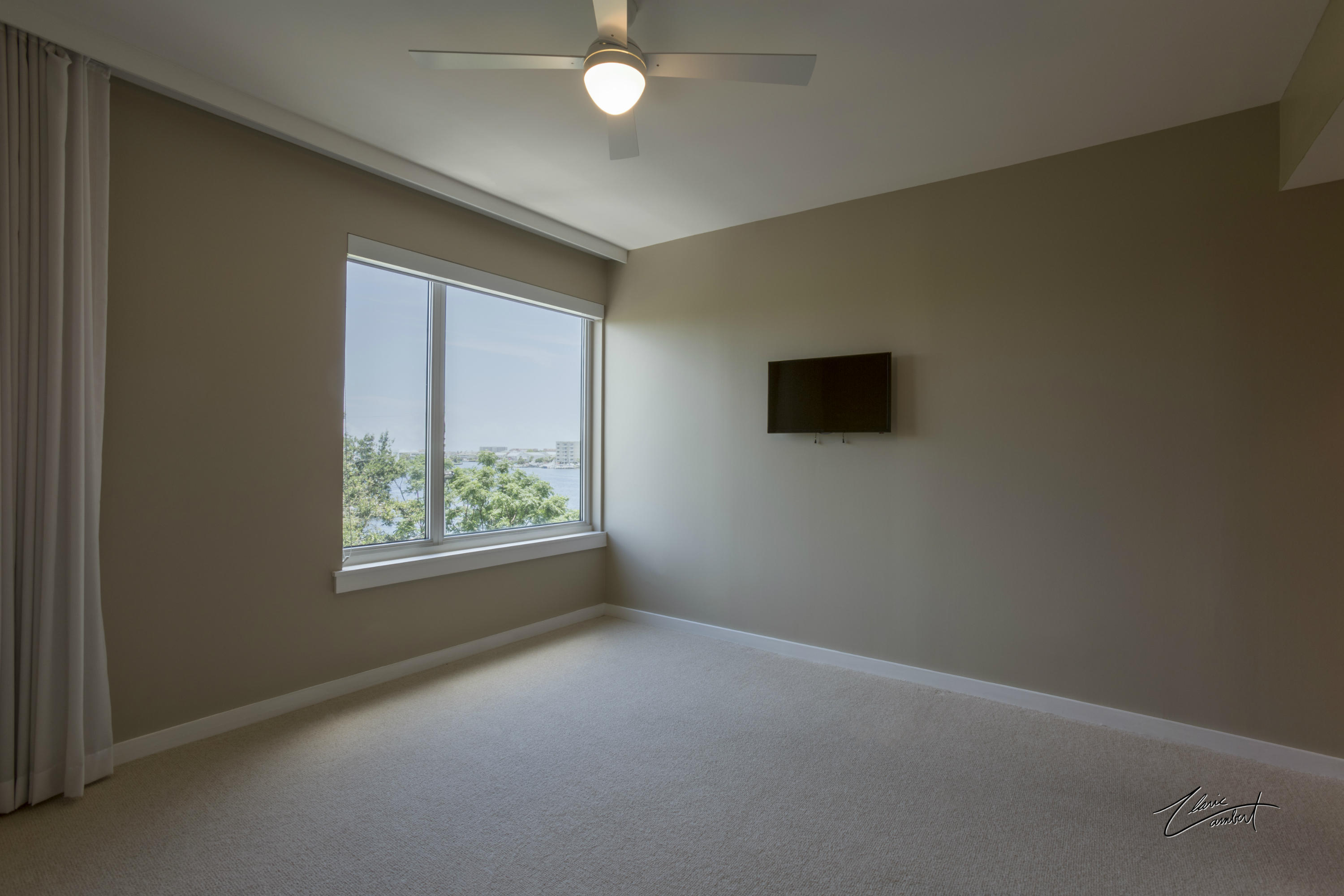 DESTIN YACHT CLUB - Residential