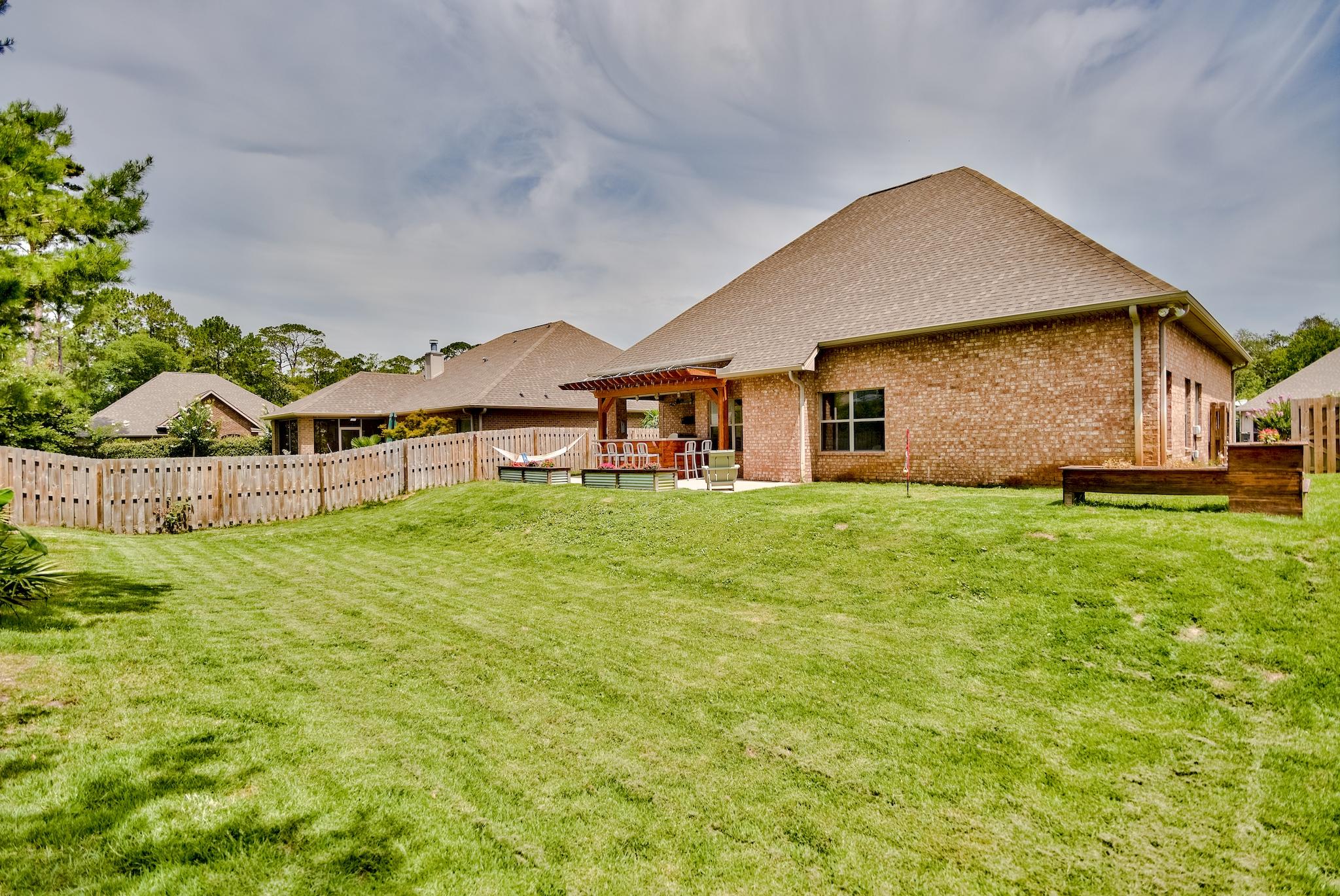 MUSSETT BAYOU ESTATES - Residential