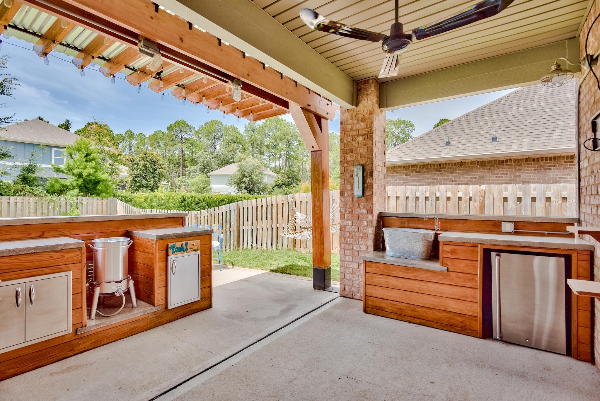 MUSSETT BAYOU ESTATES - Residential