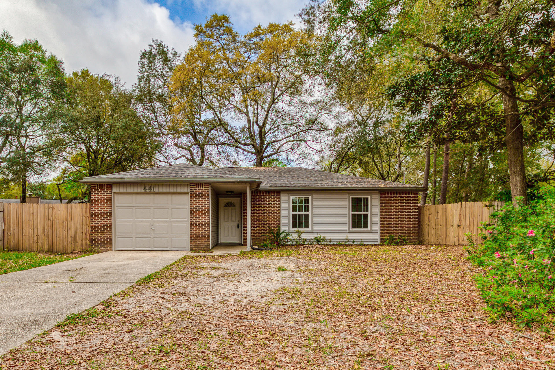 CREEKSIDE 2 - Residential