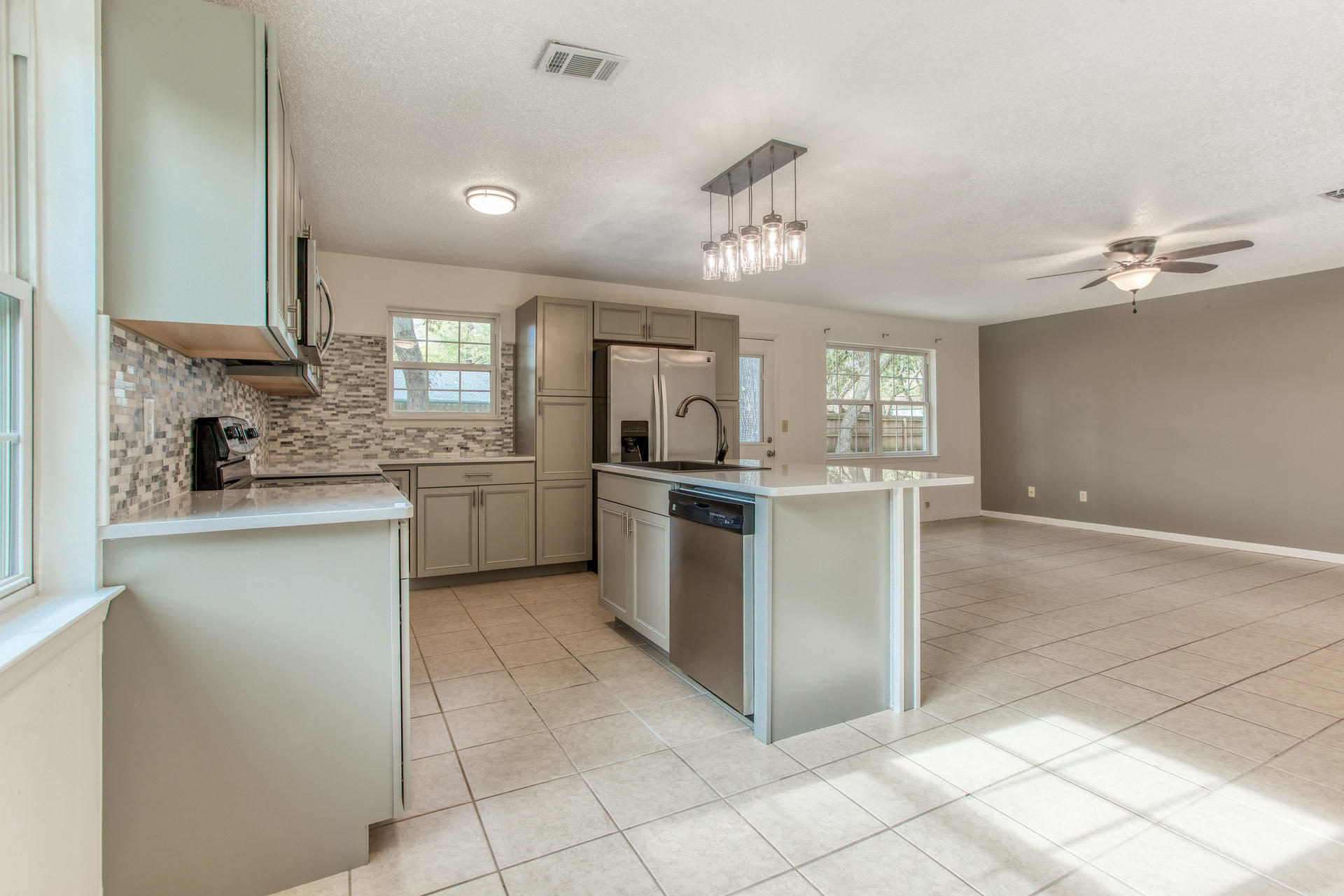 CREEKSIDE 2 - Residential