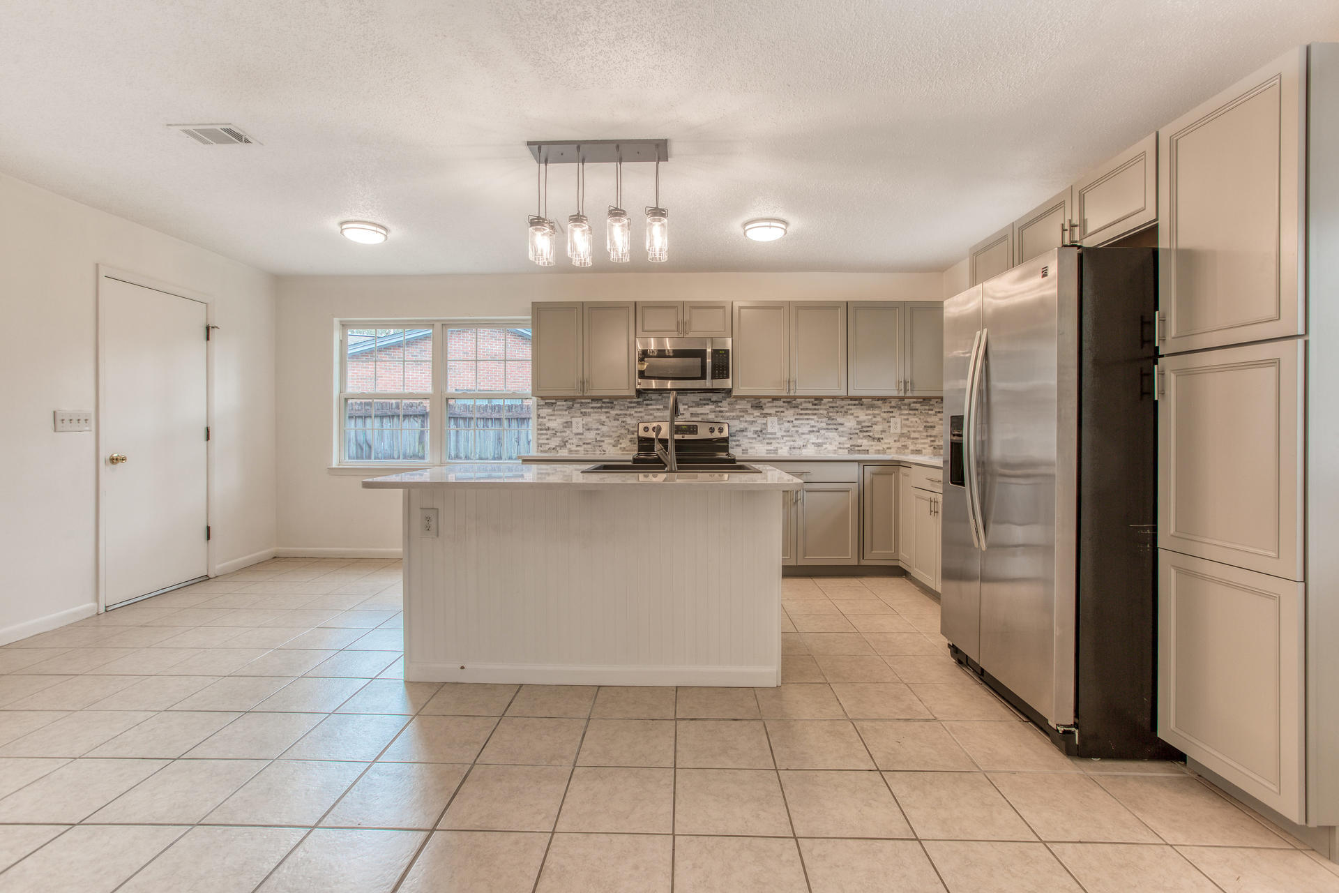 CREEKSIDE 2 - Residential