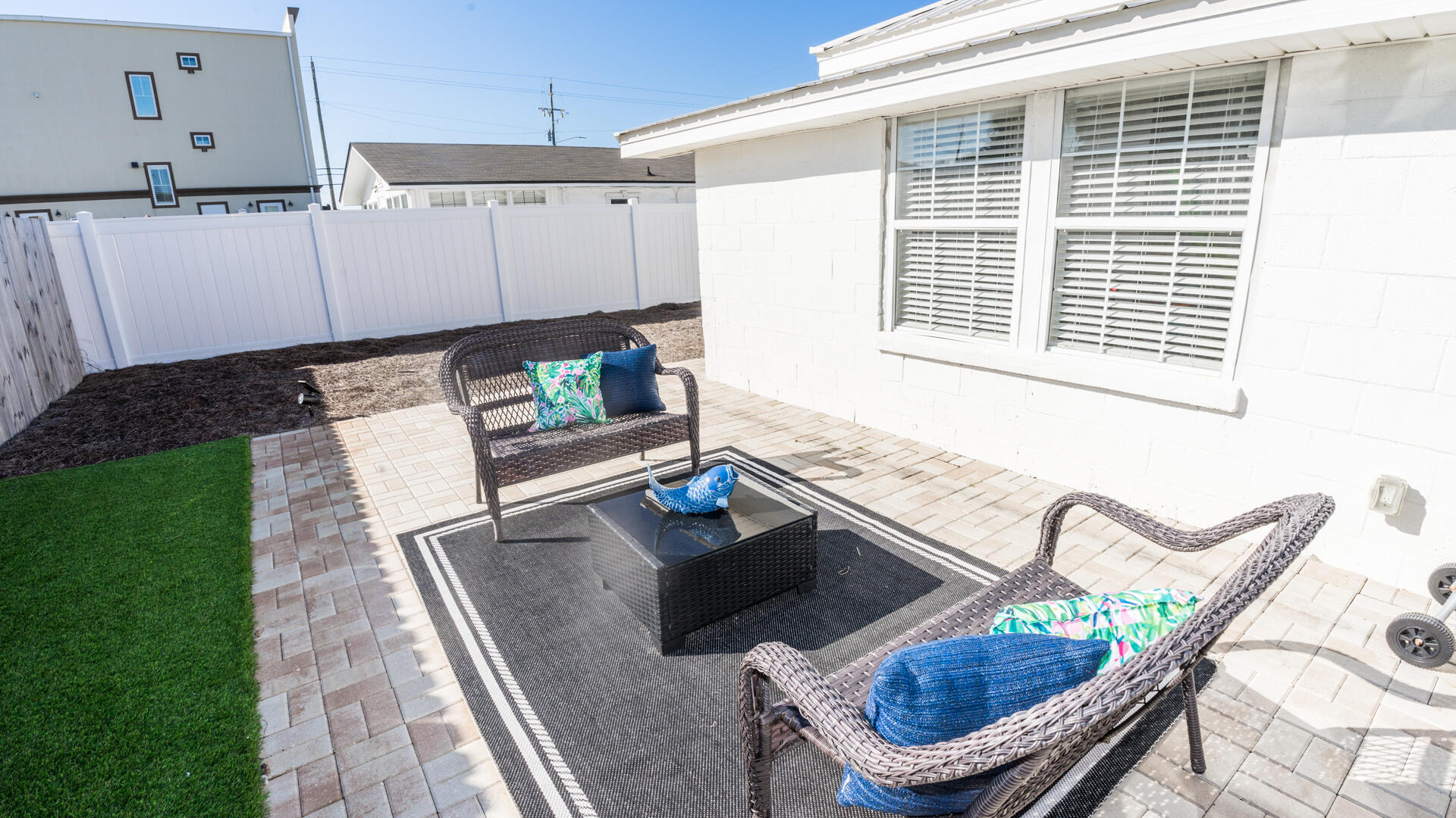 BID-A-WEE S/D - Residential