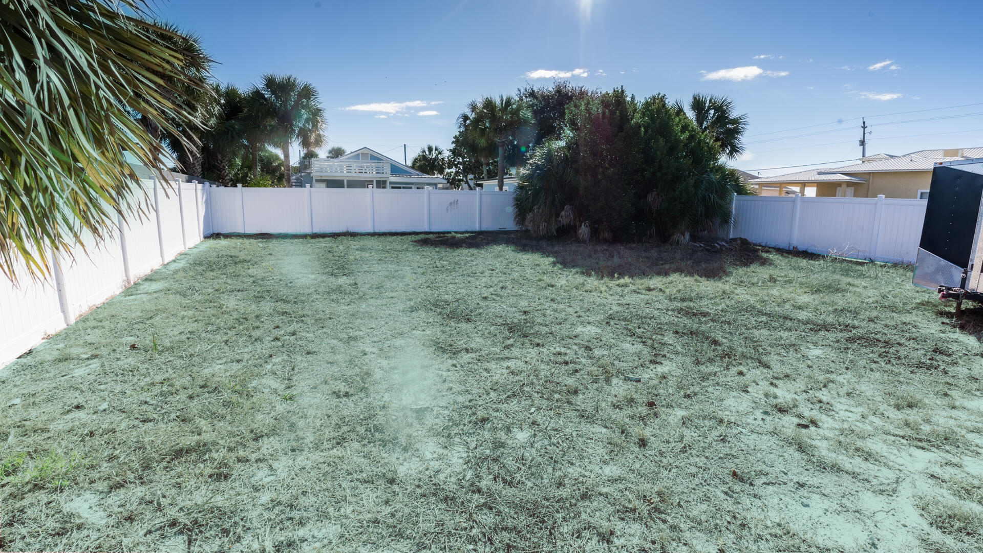 BID-A-WEE S/D - Residential