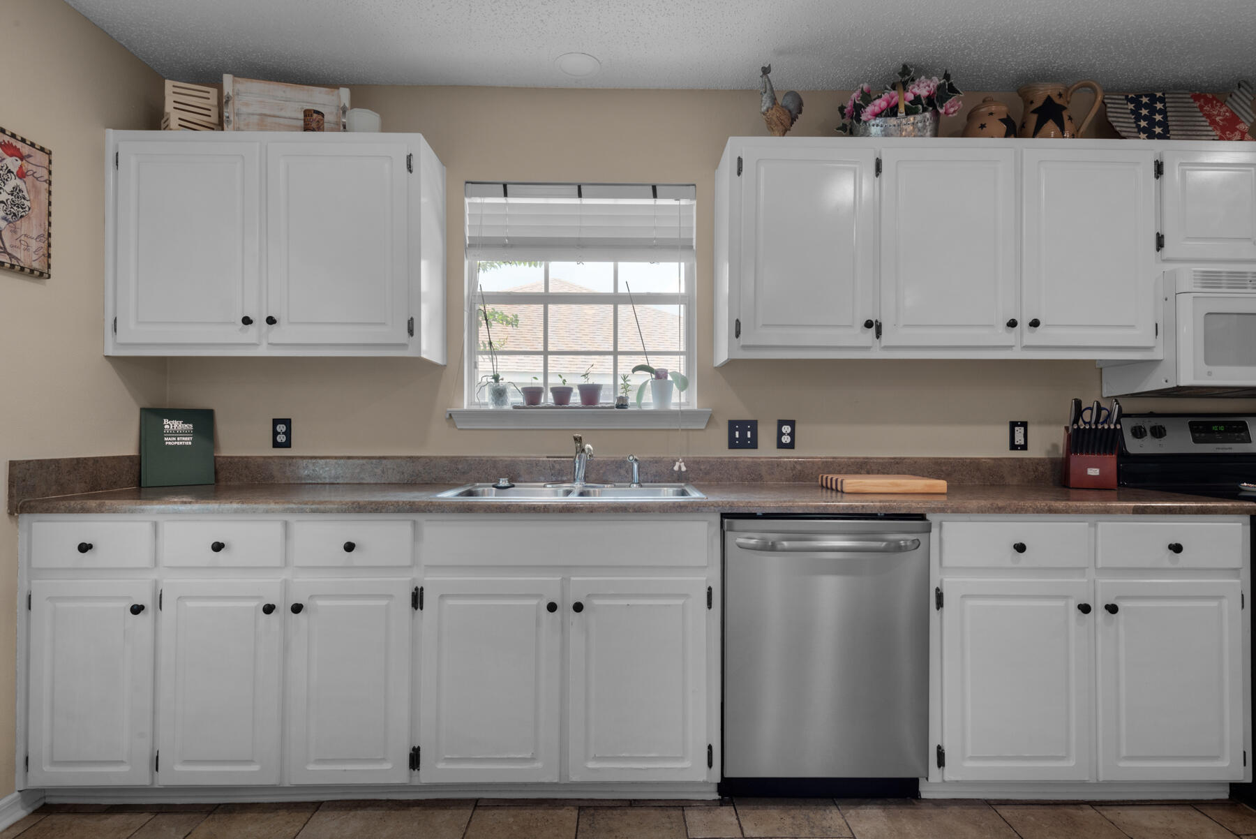 SPANISH TRACE ESTATES - Residential