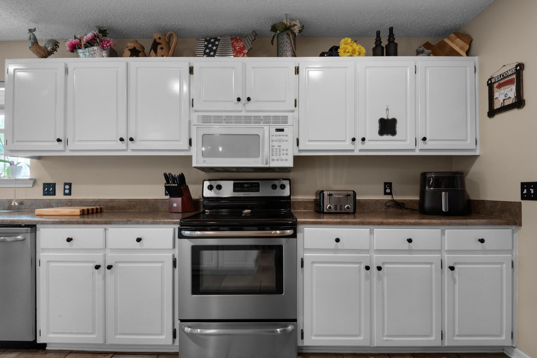 SPANISH TRACE ESTATES - Residential