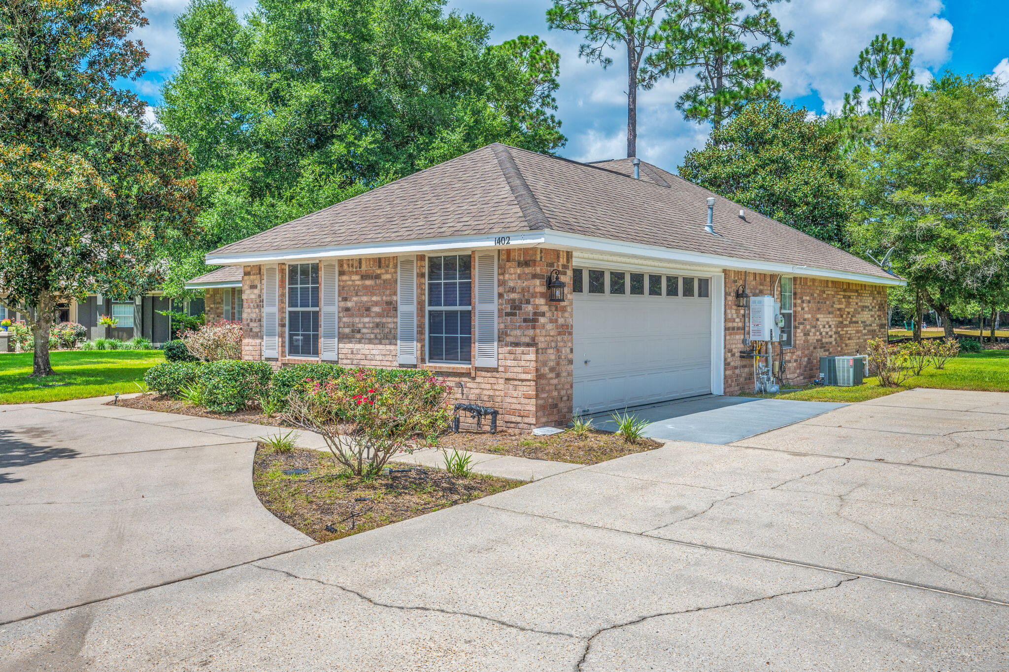 MAGNOLIA PLANTATION AT BLUEWATER BAY - Residential Lease