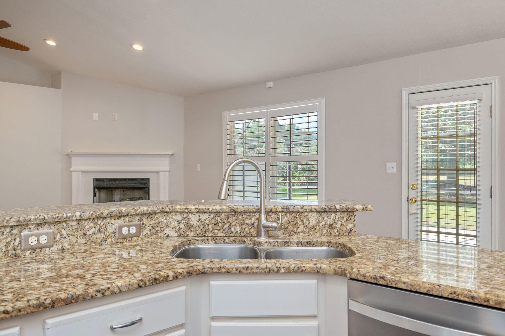 MAGNOLIA PLANTATION AT BLUEWATER BAY - Residential Lease