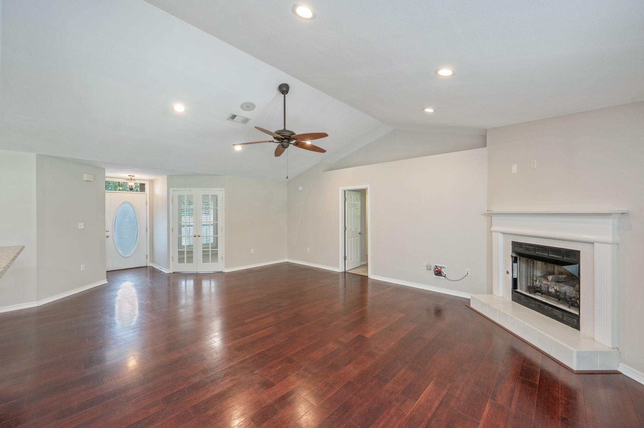 MAGNOLIA PLANTATION AT BLUEWATER BAY - Residential Lease